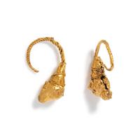 A Pair of Greek Gold Earrings with Dog Heads