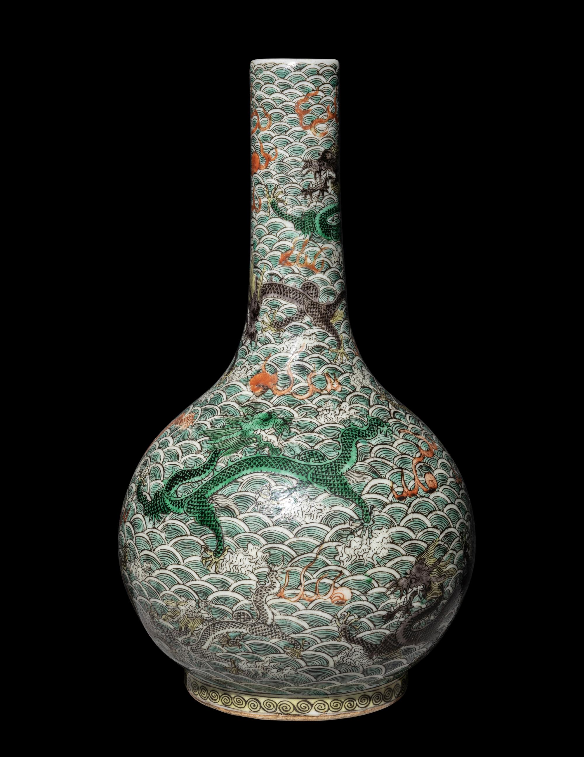 A Chinese Famille Verte Porcelain Bottle Vase