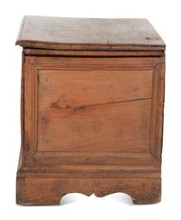 A Poplar and Pine Hummingbird-Inlaid Blanket Chest