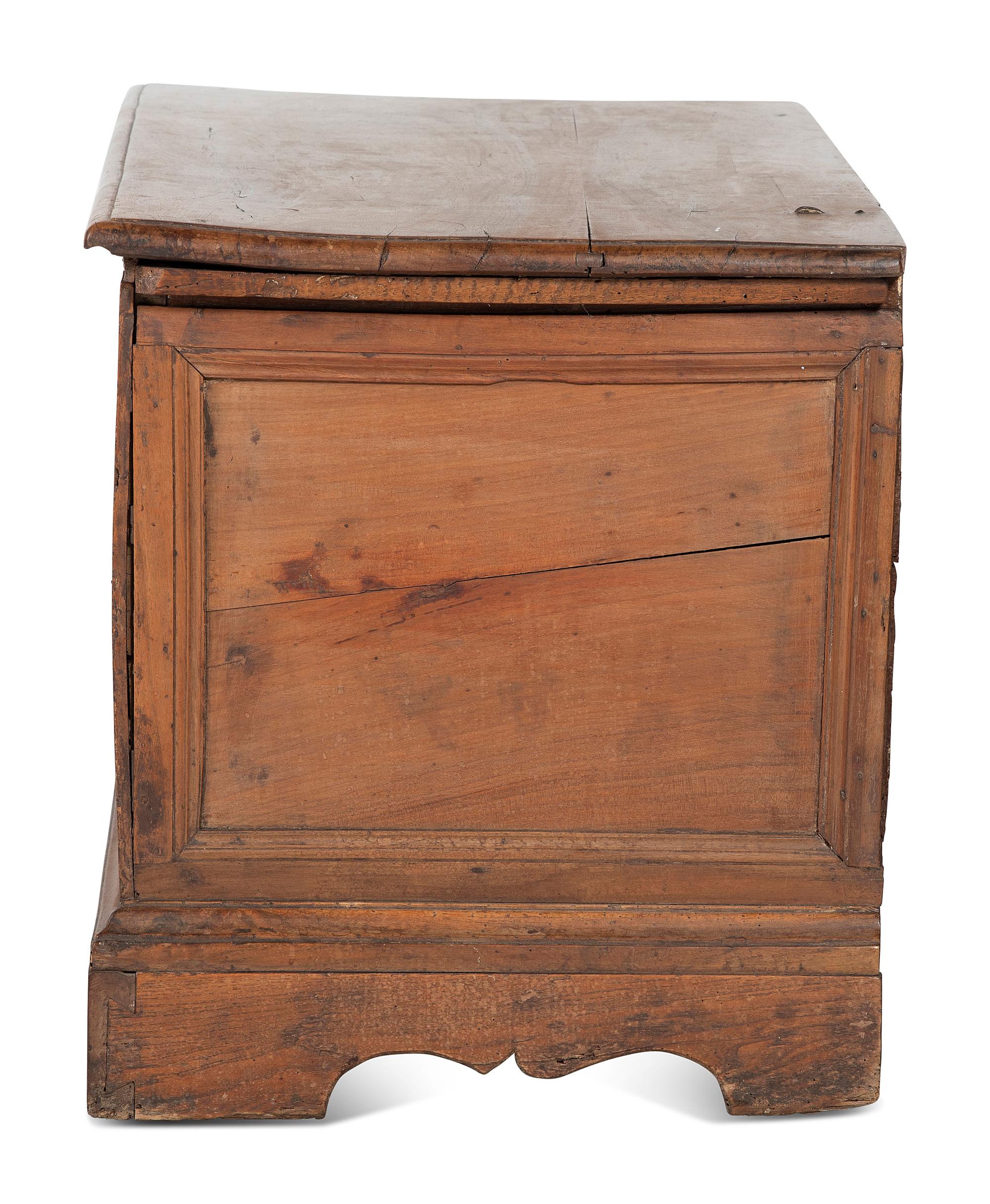 A Poplar and Pine Hummingbird-Inlaid Blanket Chest