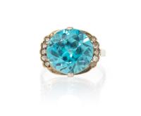An Art Deco White Gold, Blue Zircon and Diamond Ring, 2.90 dwts.