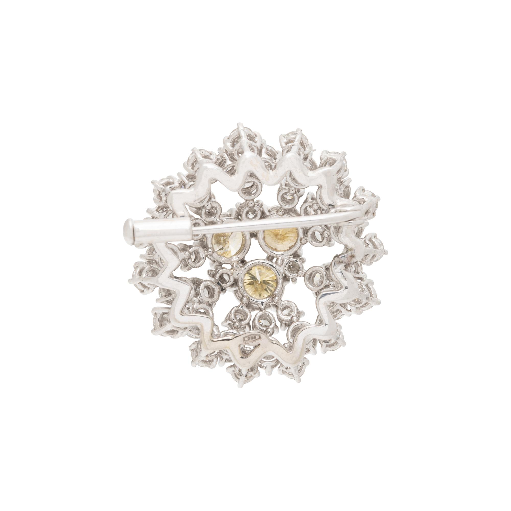 COLORED DIAMOND AND DIAMOND BROOCH