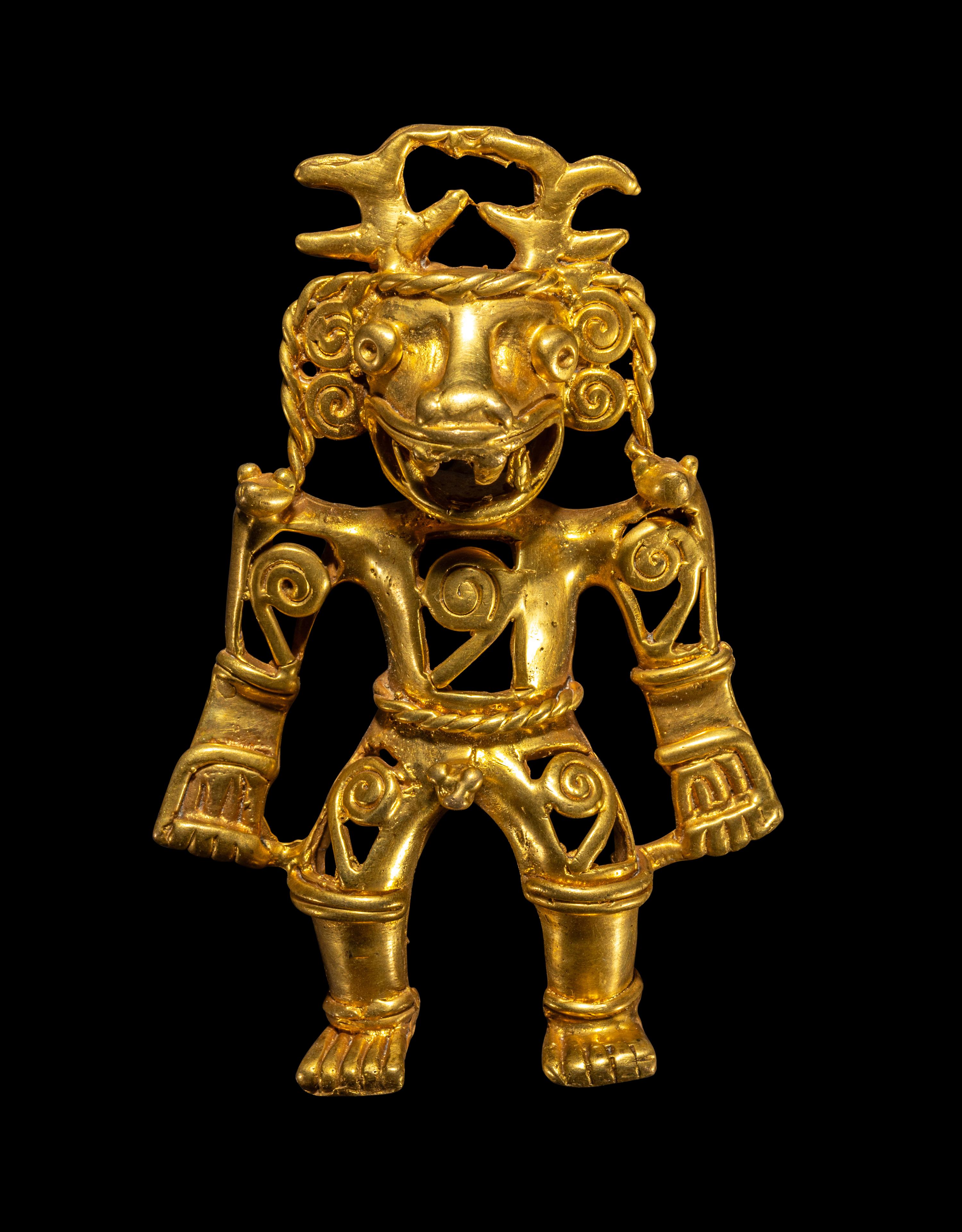 A Diquis Gold Zoomorphic Pendant