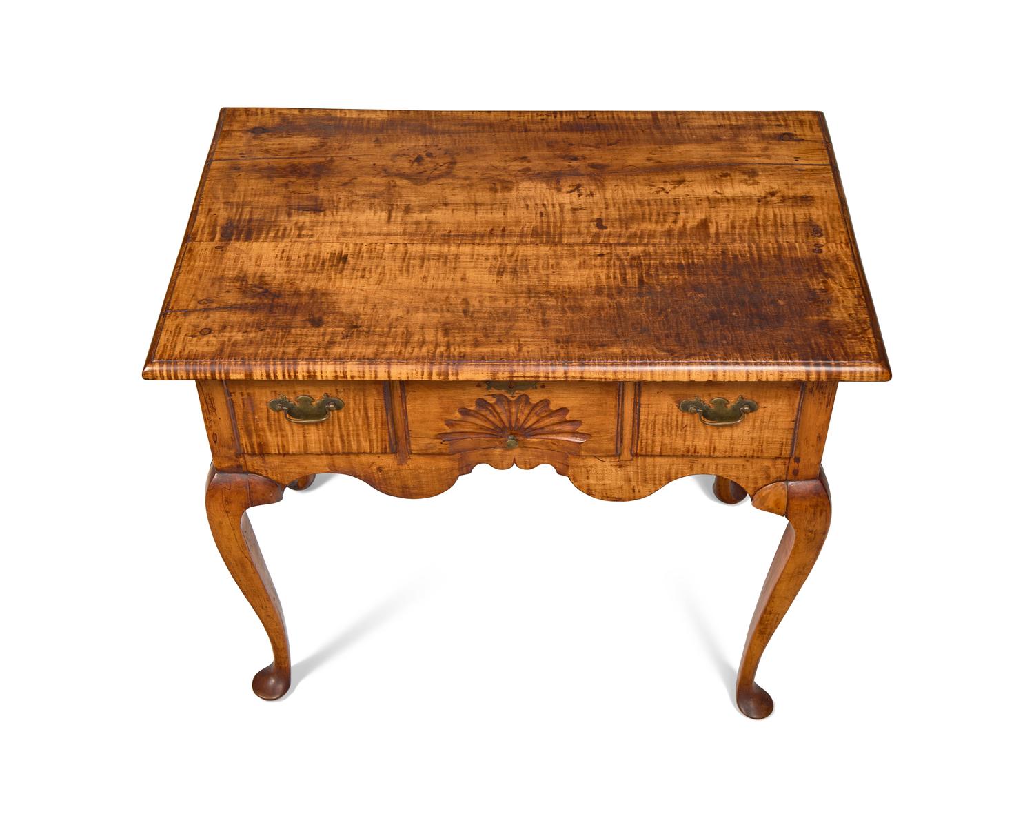 A Fine Queen Anne Fan-Carved Tiger Maple Dressing Table