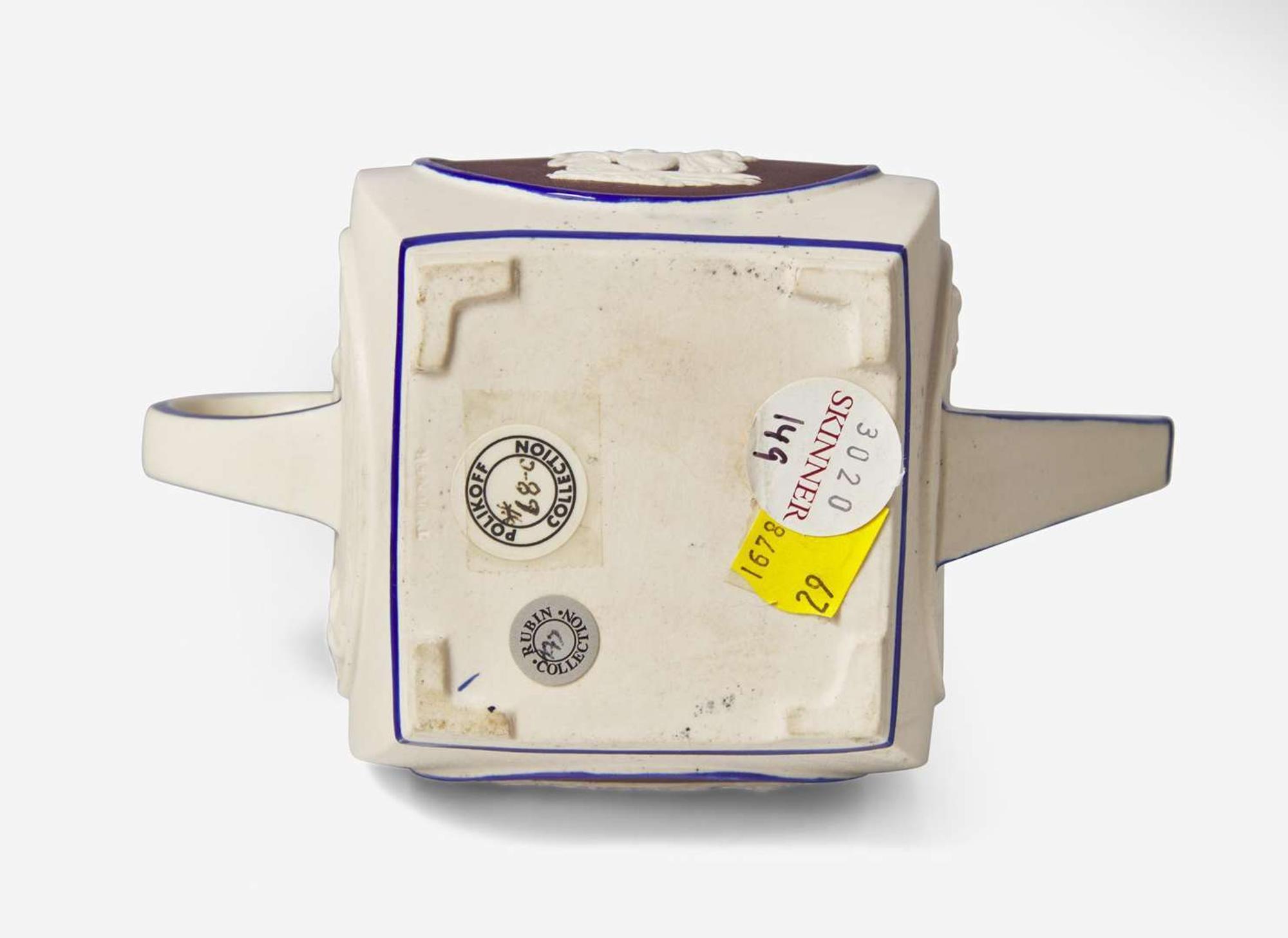 A Turner & Co. White Stoneware Teapot, UK, circa 1800