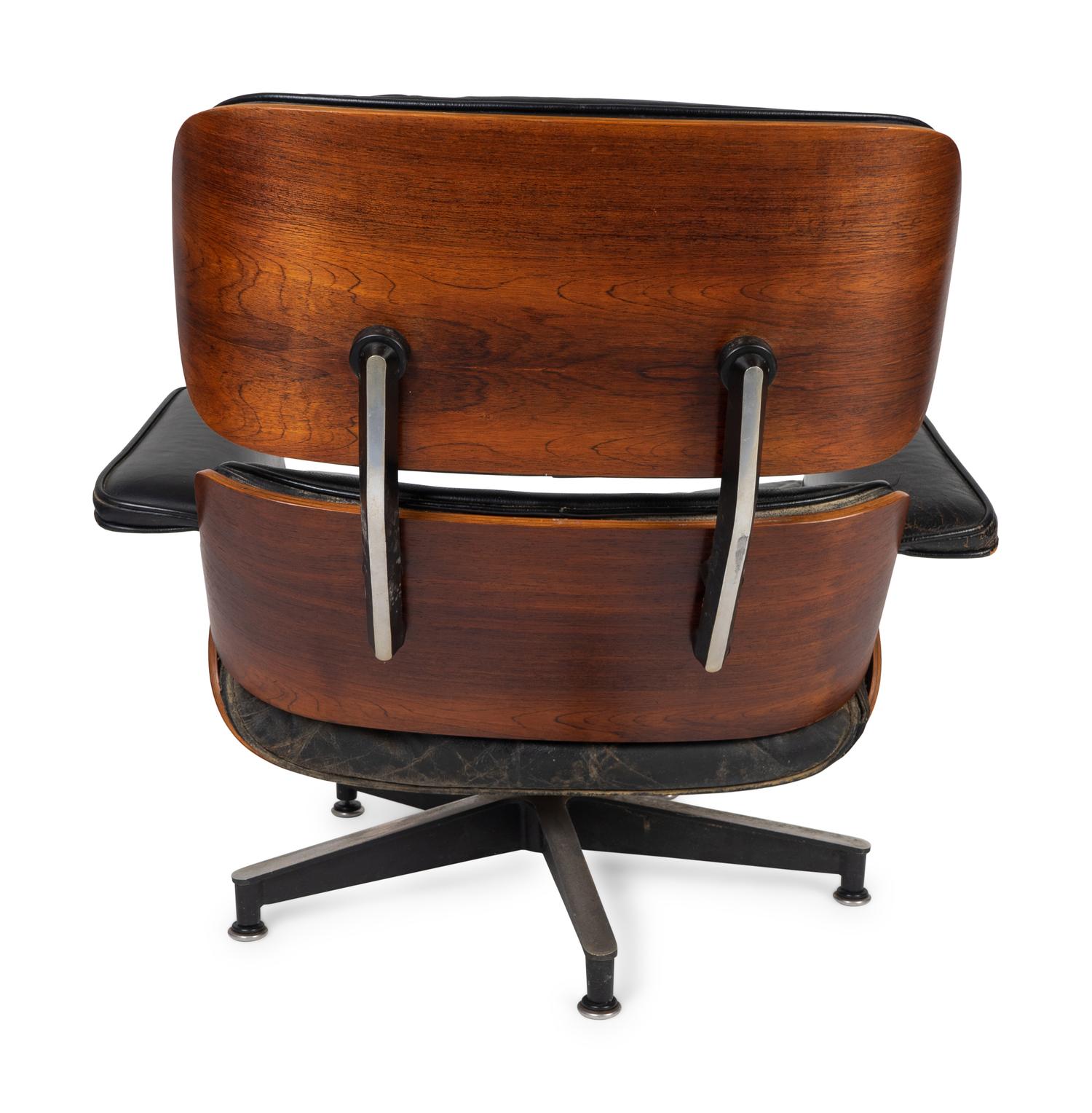 A Herman Miller Charles and Ray Eames Lounge Chair — MID 20TH CENTURY