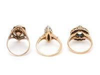 COLLECTION OF YELLOW GOLD RINGS