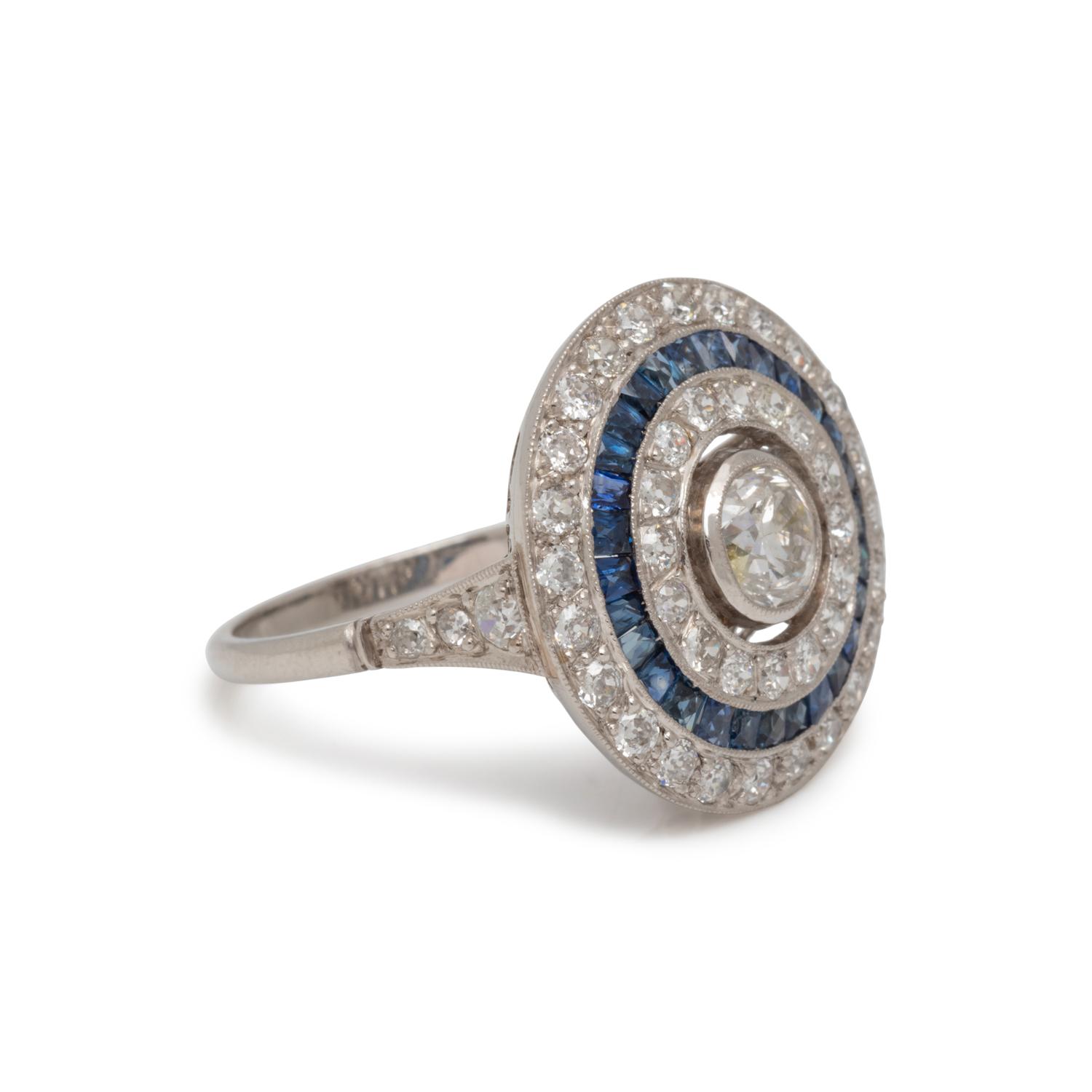 DIAMOND AND SAPPHIRE RING