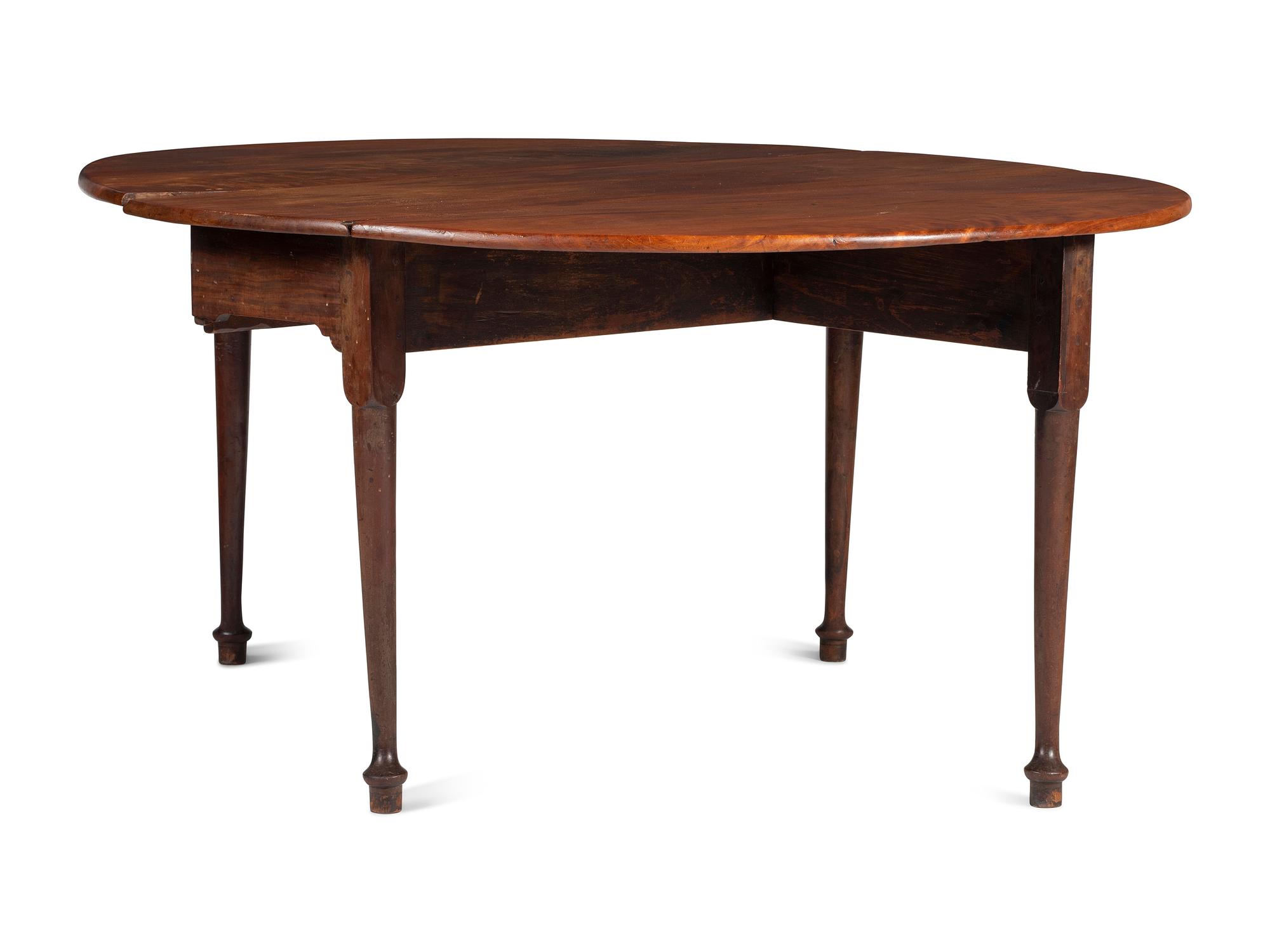 A Queen Anne Santo Domingo Mahogany Drop Leaf Dining Table