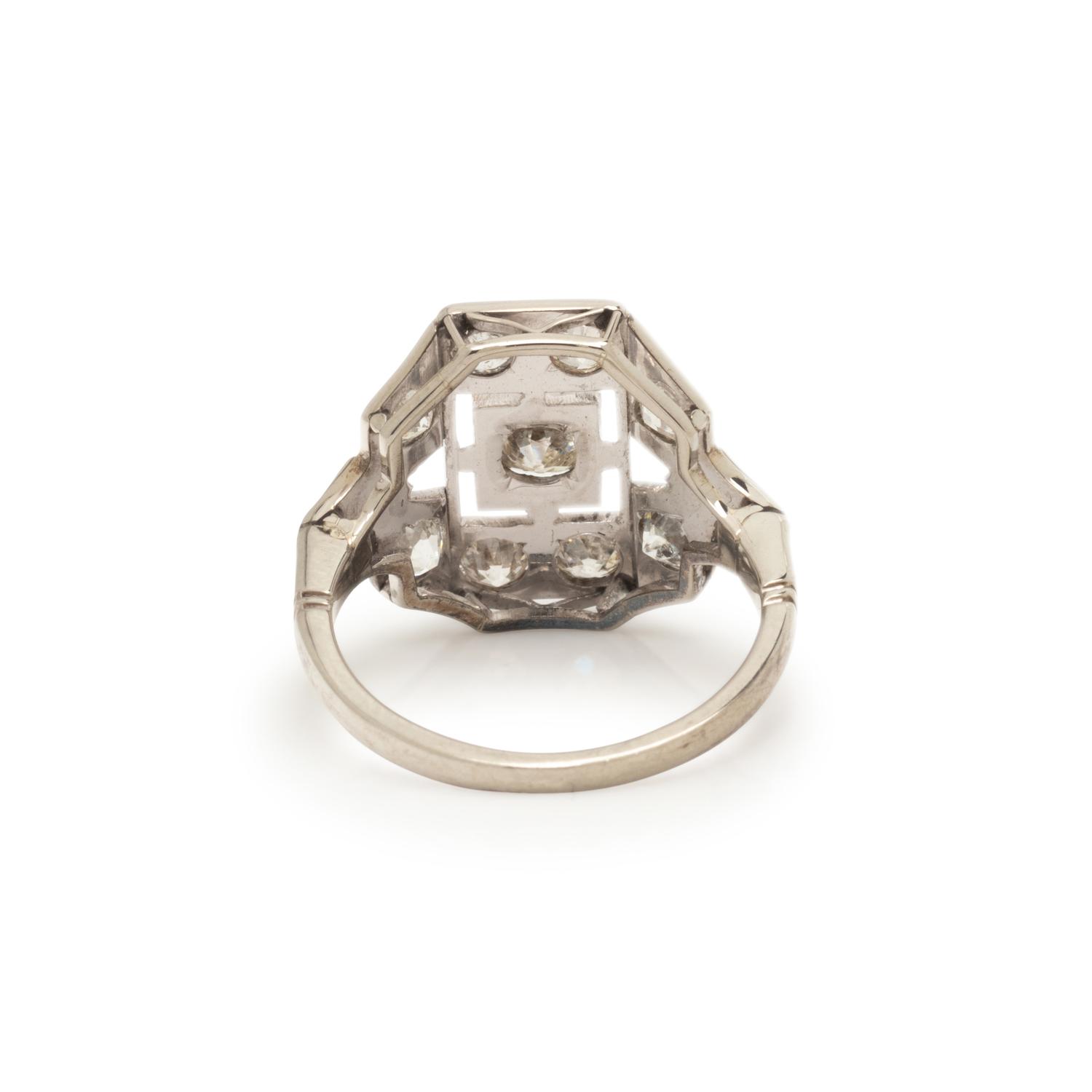 ANTIQUE, DIAMOND RING
