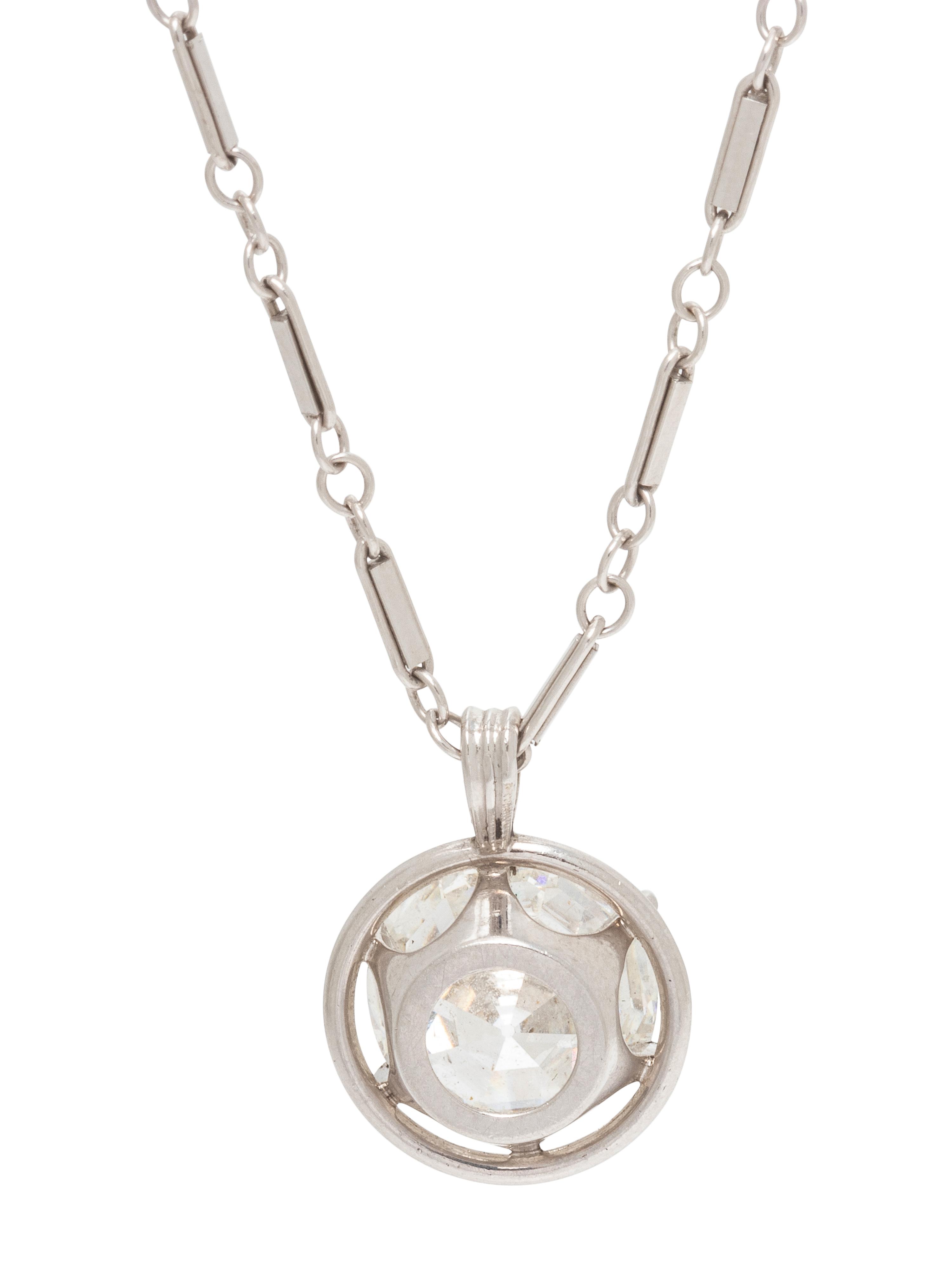 DIAMOND PENDANT/NECKLACE