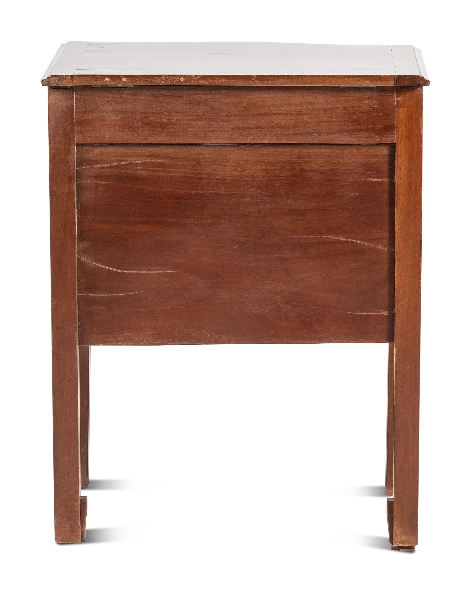 A Federal Mahogany Bowfront Commode