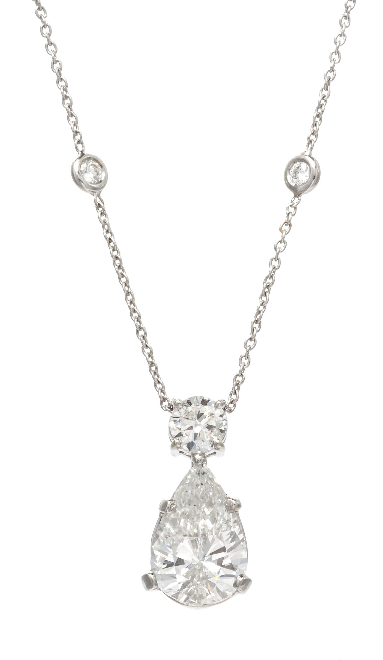 An 18 Karat White Gold and Diamond Necklace, 4.90 dwts.