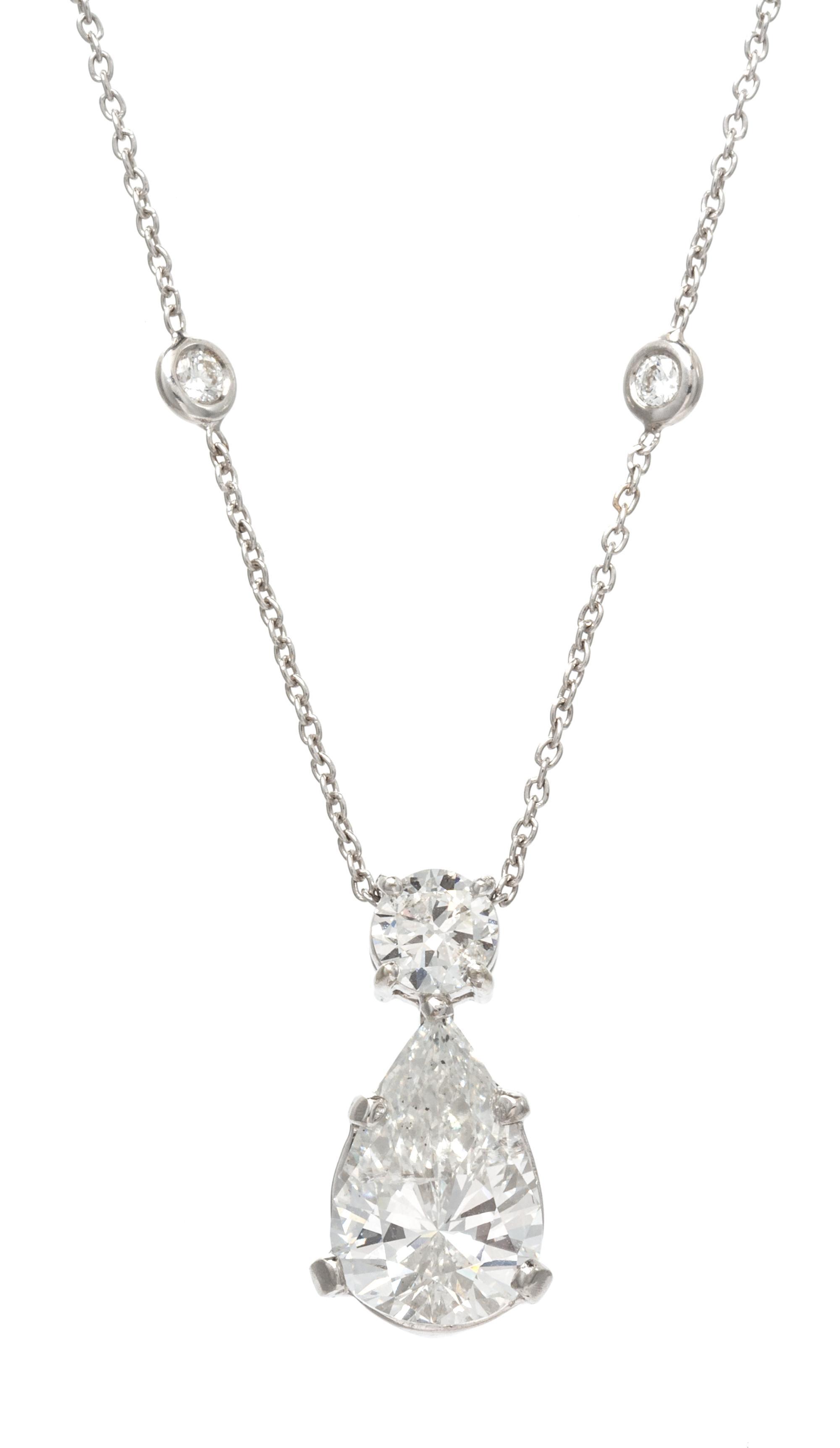 An 18 Karat White Gold and Diamond Necklace, 4.90 dwts.