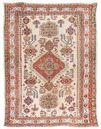 A Serapi Style Wool Rug 10 feet 4 inches x 7 feet 9 inches. — SECOND HALF 20TH CENTURY