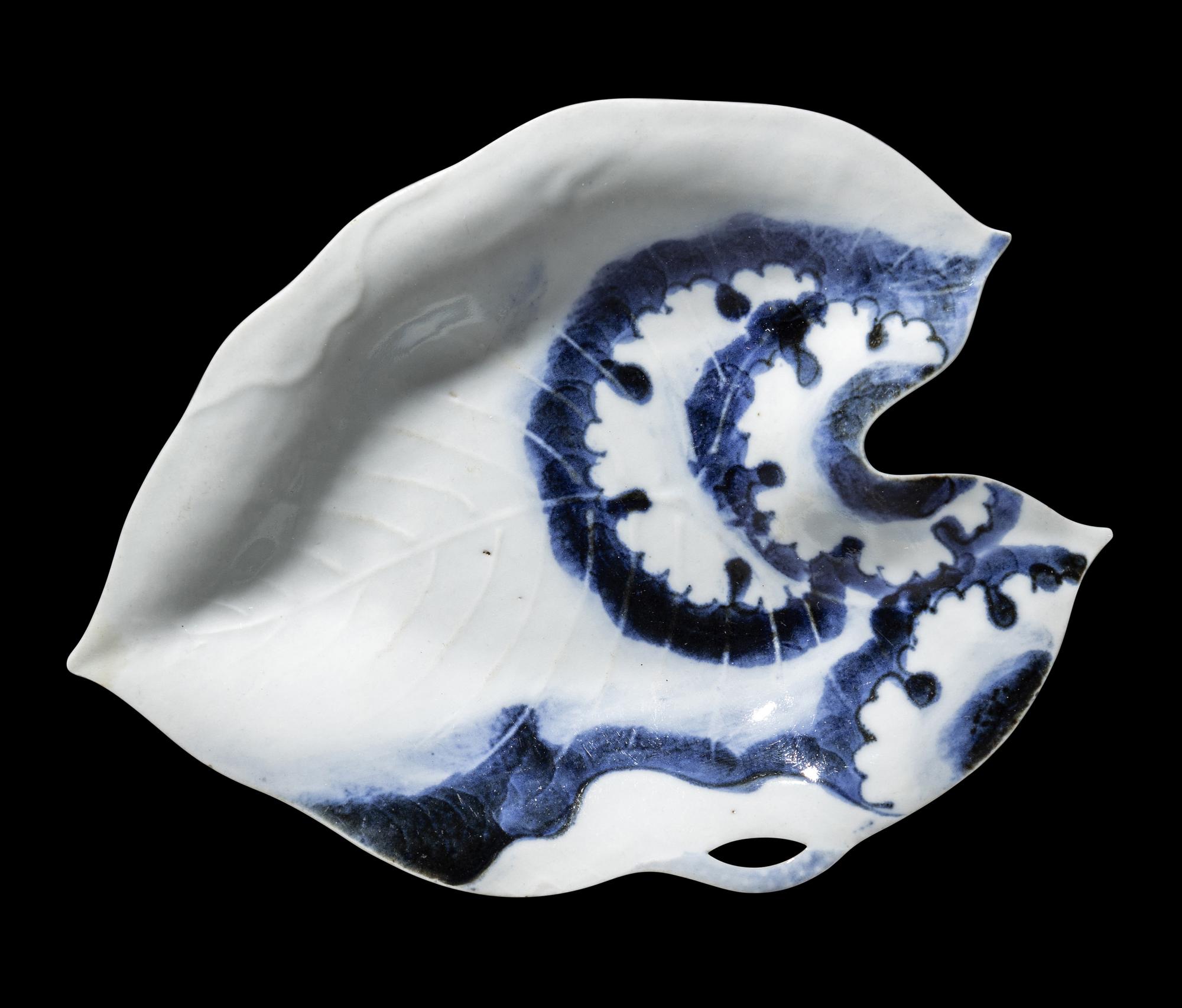 A Matsugatani Leaf-Shaped Dish