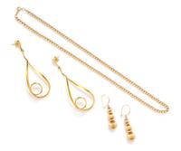 A Collection of 14 Karat Yellow Gold Jewelry, 9.10 dwts.