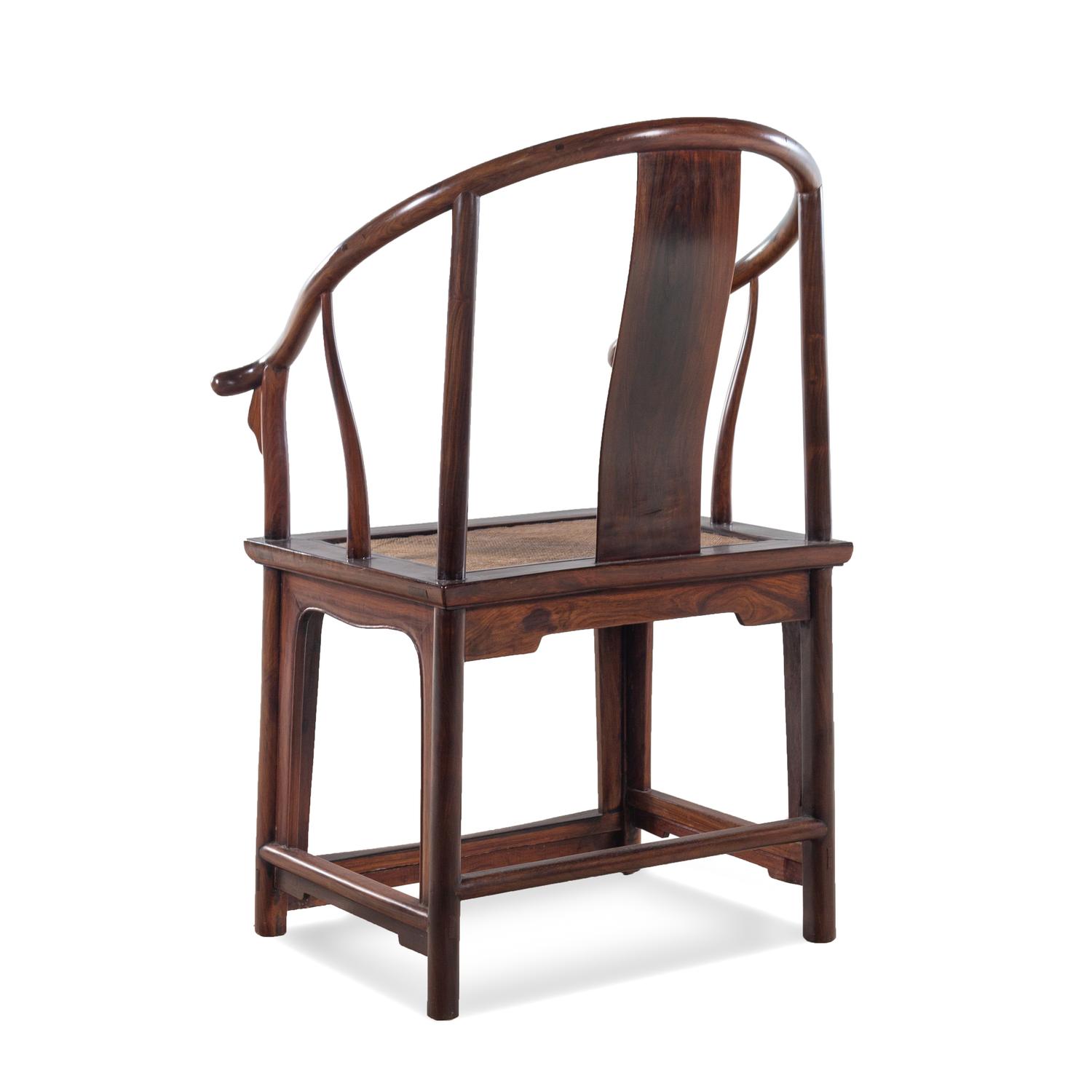 A Pair of Rosewood Horseshoe-Back Armchairs, Quanyi