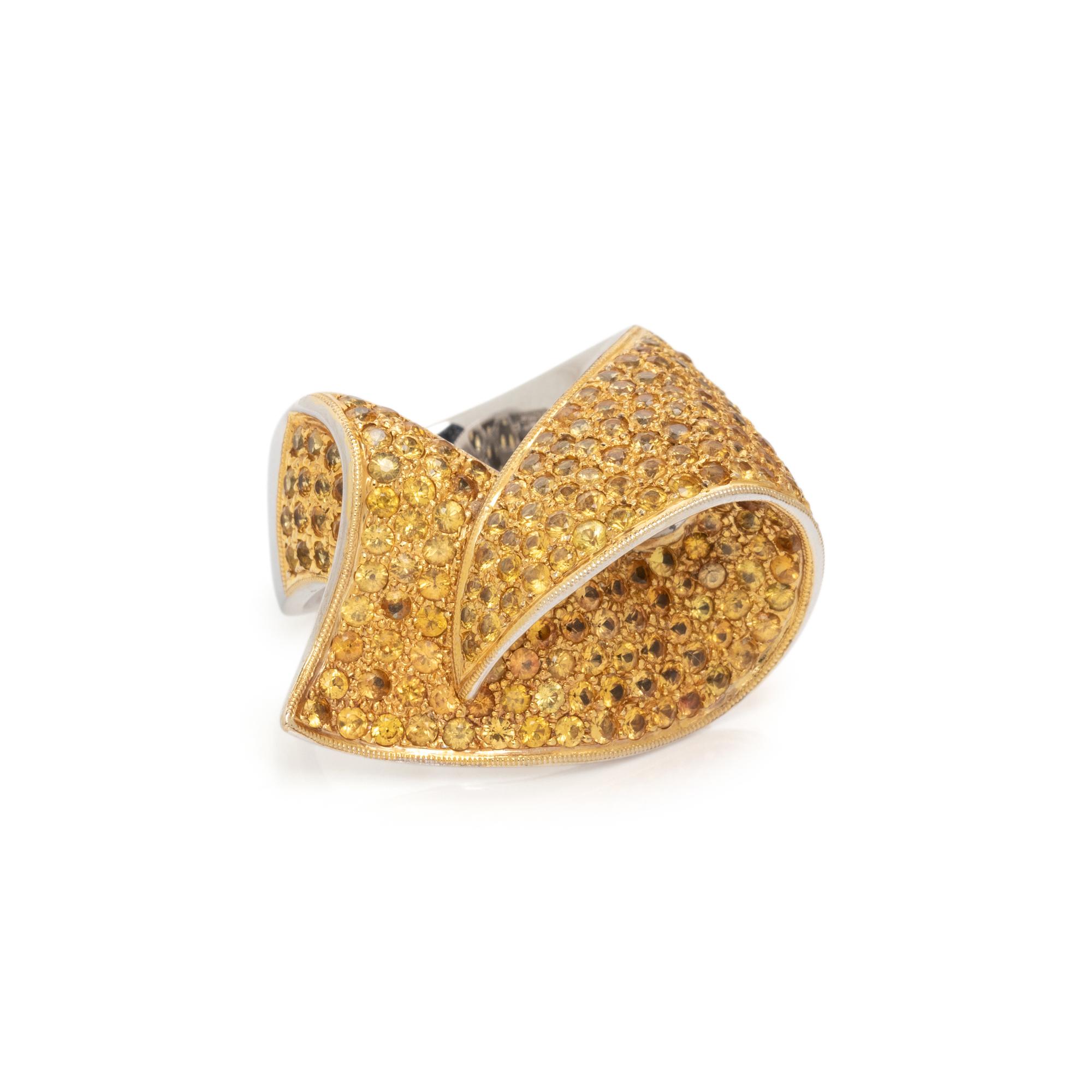 BICOLOR GOLD AND YELLOW SAPPHIRE RING