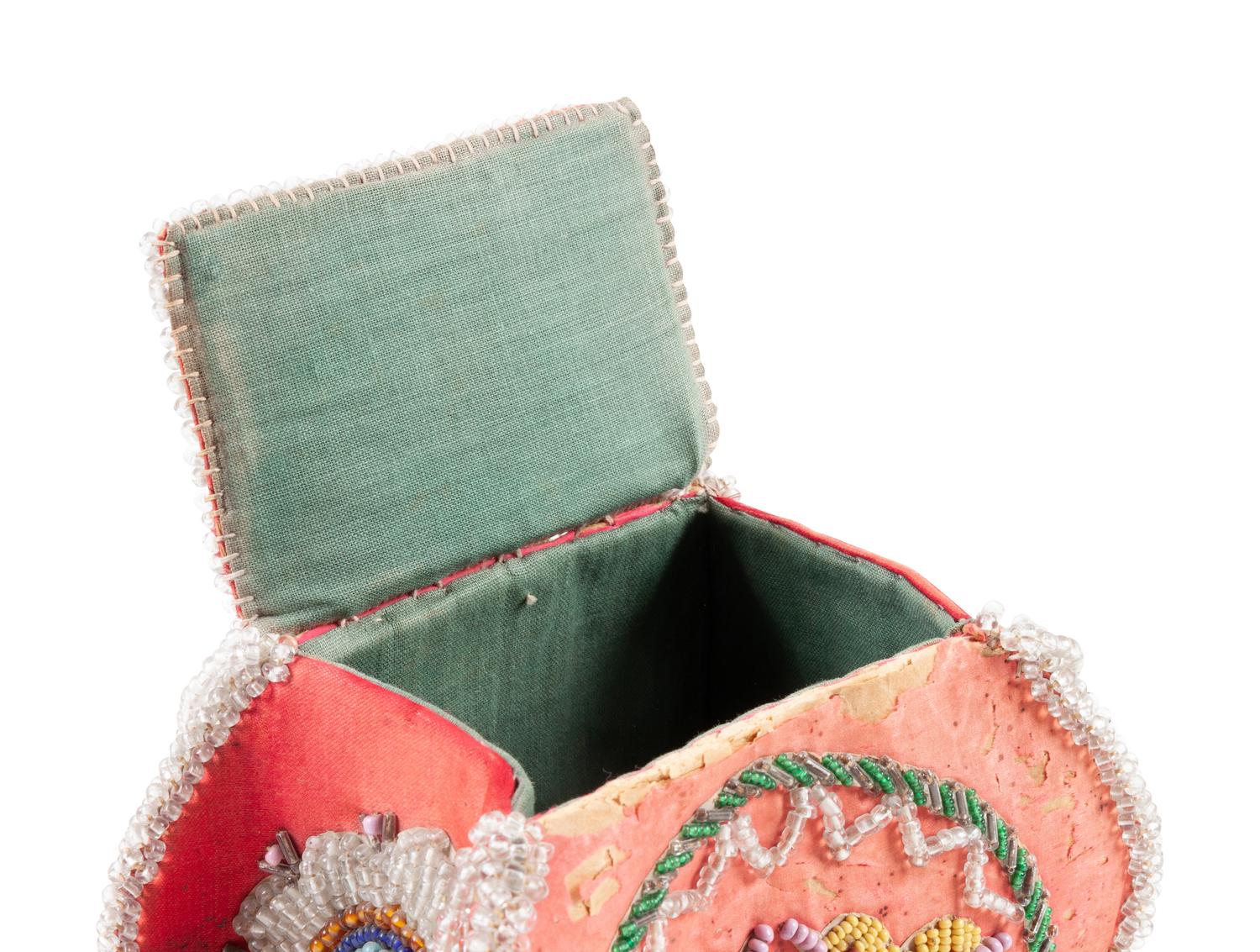Haudenosaunee Beaded Whimseys, Boxes and Purses