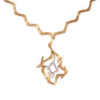YELLOW GOLD AND DIAMOND NECKLACE