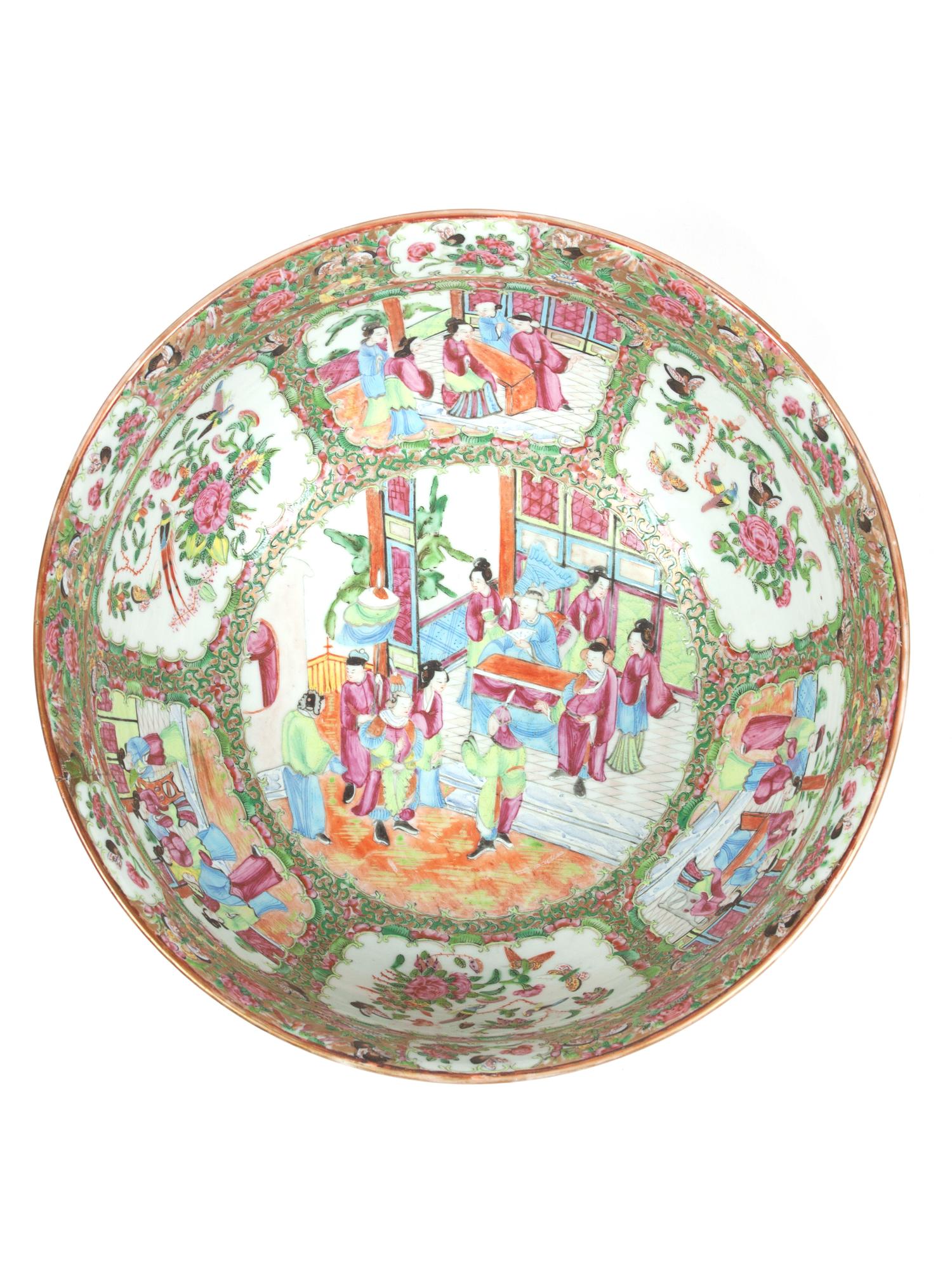 A Chinese Export Rose Medallion Porcelain Bowl