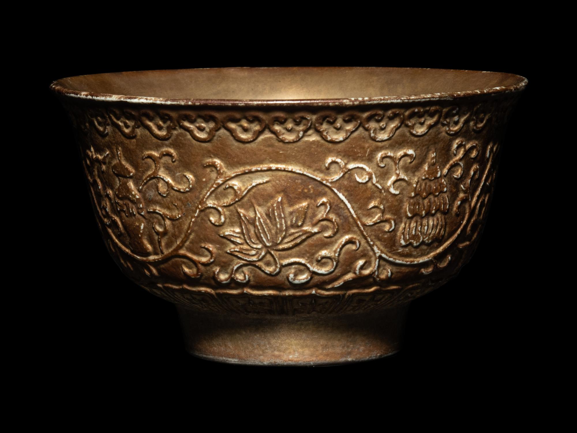 A Monochrome Glazed Faux Silver Porcelain Bowl