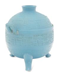 A Chinese Claire-de-Lune Porcelain Archaistic Covered Vessel