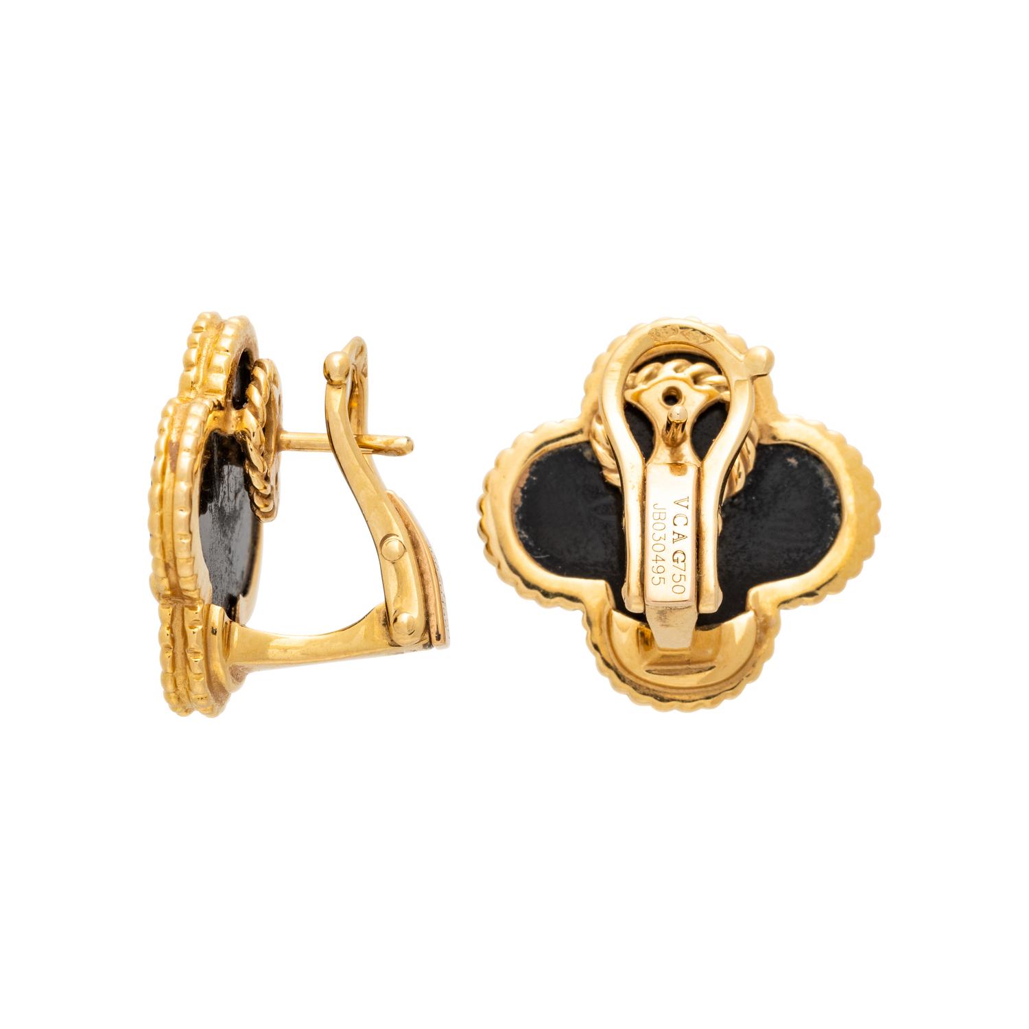 VAN CLEEF & ARPELS, YELLOW GOLD AND ONYX 'SUPER VINTAGE ALHAMBRA' CLIP EARRINGS