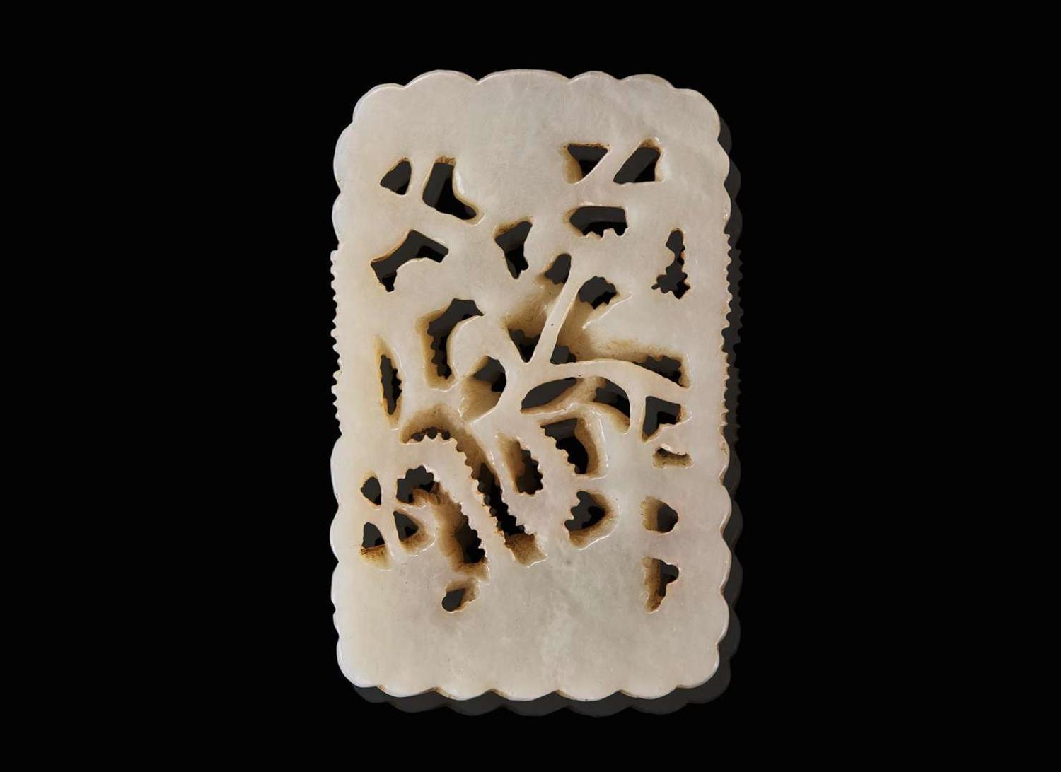 A Chinese carved white jade "Deer" fudiao plaque, possibly Ming dynasty 白玉浮雕牌飾 可能為明