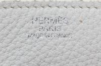 An Hermes White Taurillon Clemence Lindy 34 Handbag, 13.5" x 8" x 7".