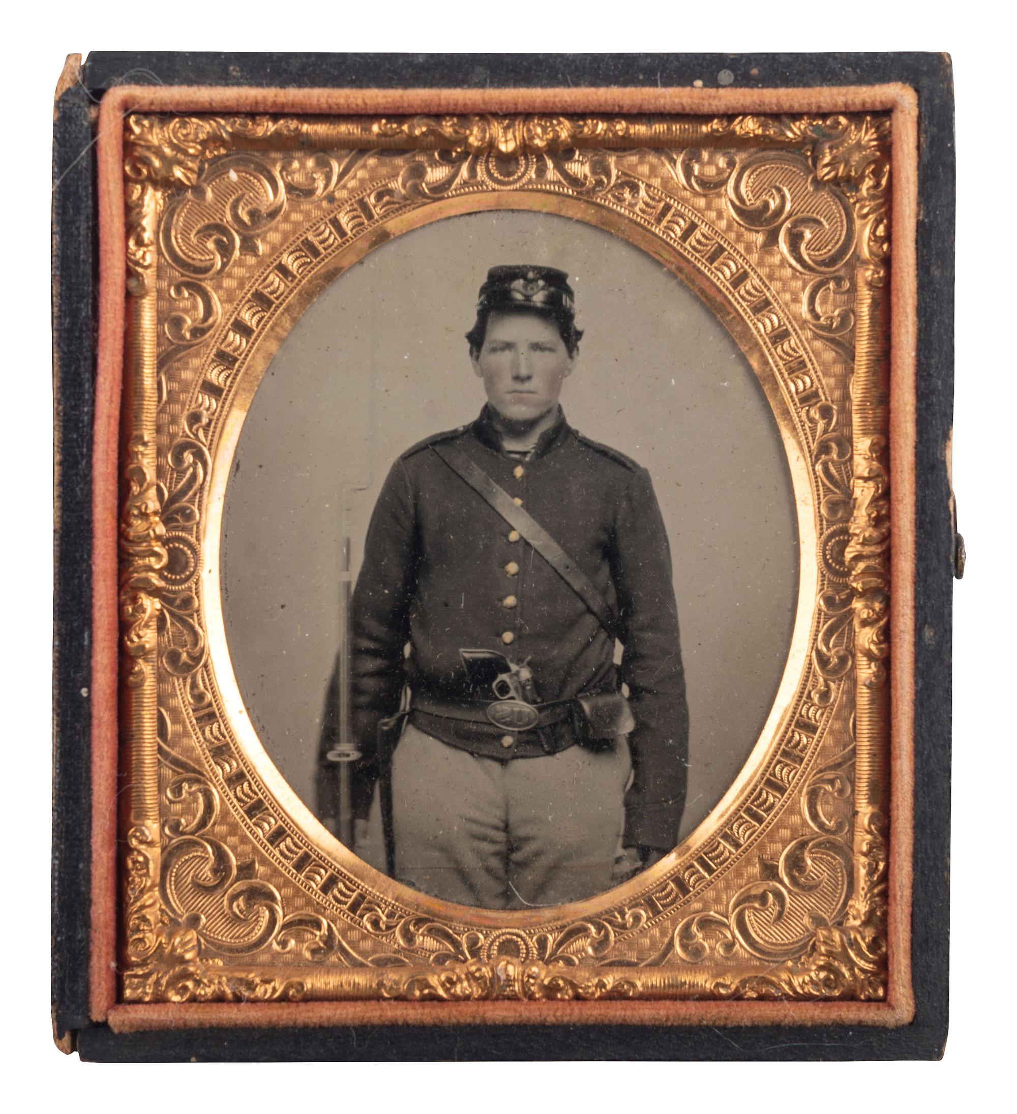 [CIVIL WAR]. Sixth plate tintype featuring a doubly armed infantryman.
