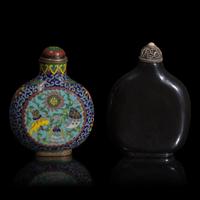 Two Chinese Snuff Bottles, 19th-early 20th Century 晚清民國 鼻煙壺兩支