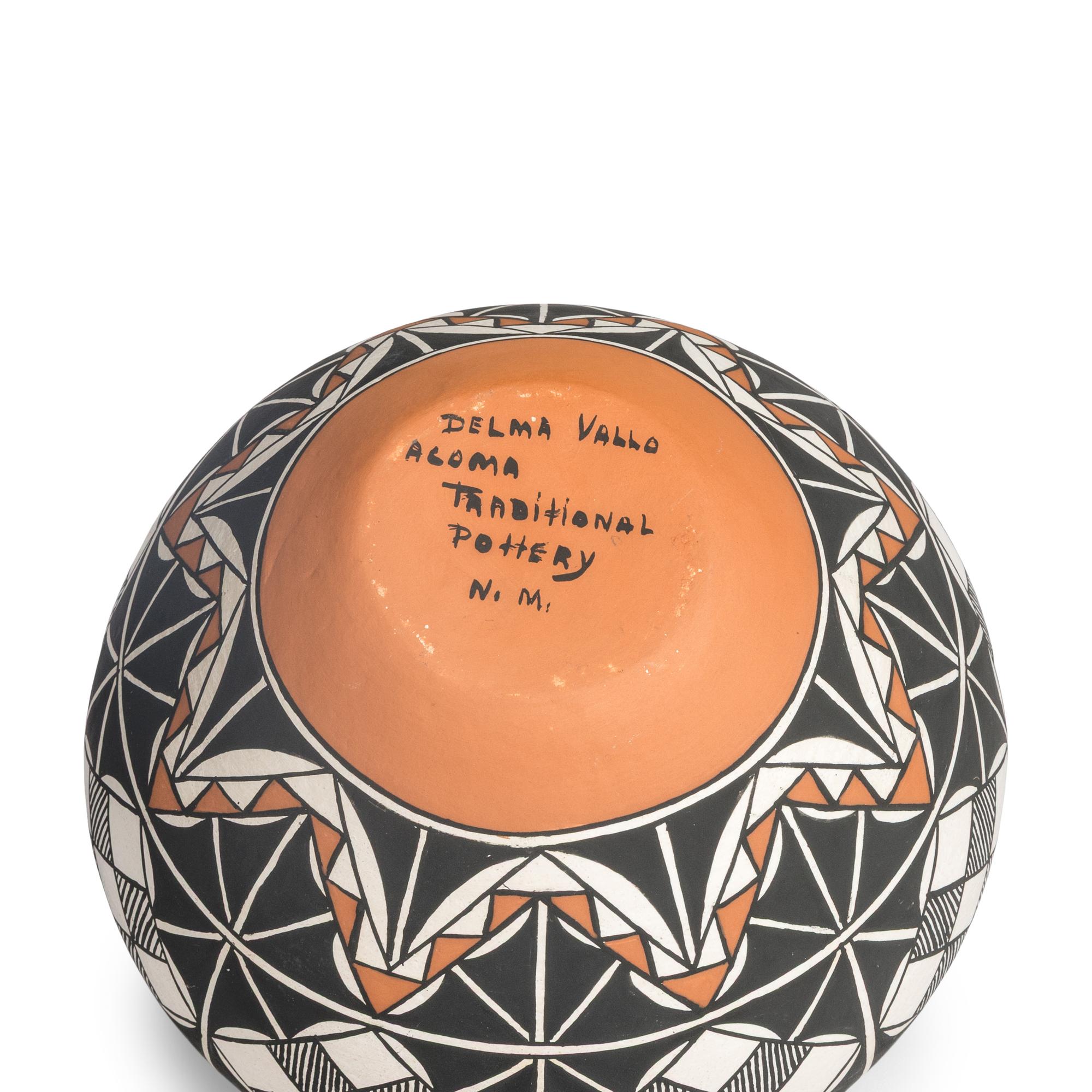 Delma Vallo (Acoma, b. 1935) — Traditional Pottery