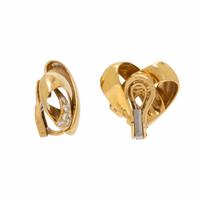 Van Cleef & Arpels, Diamond and Yellow Gold Heart Earrings