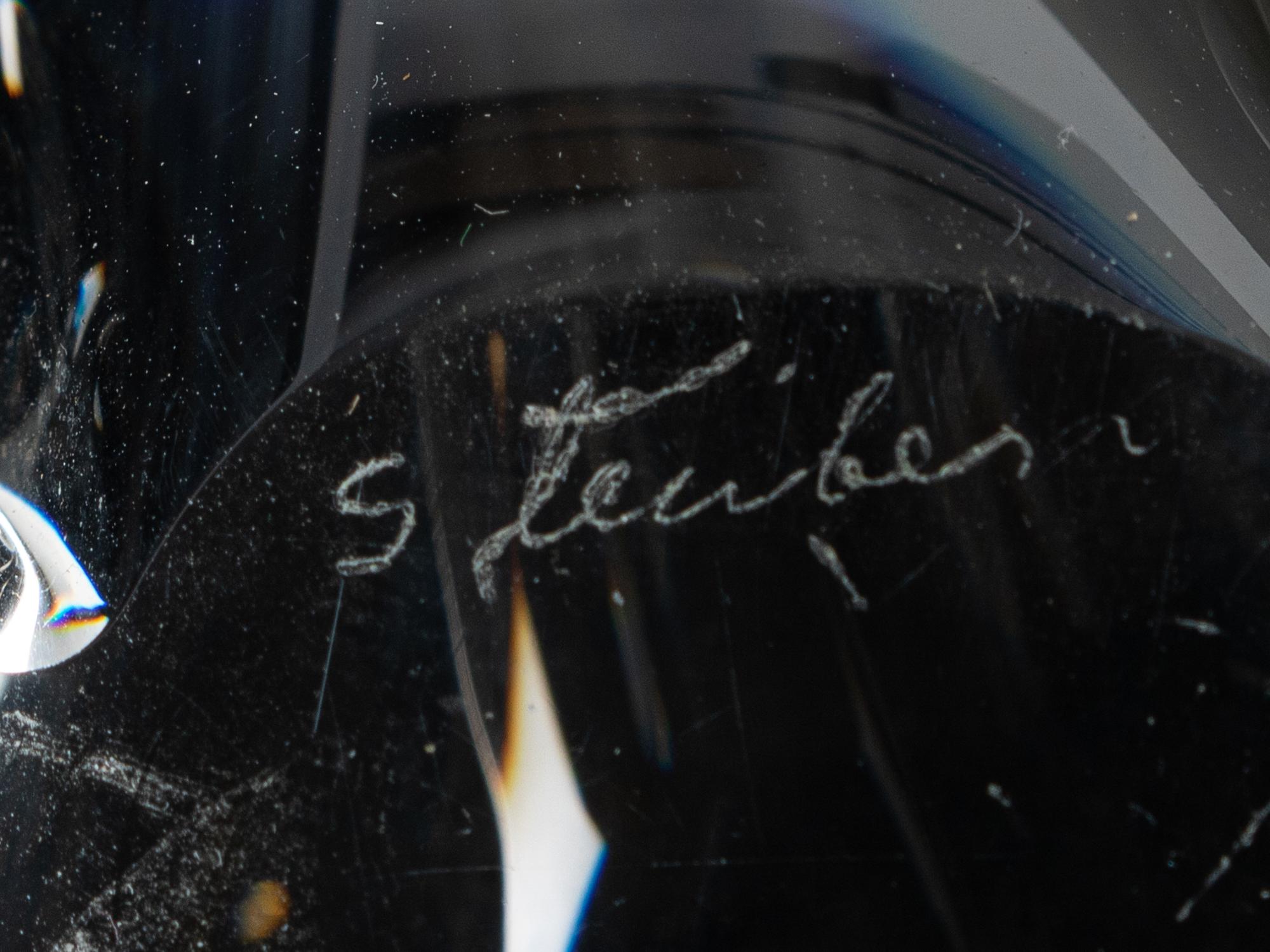 A Steuben Glass Bird Ornament