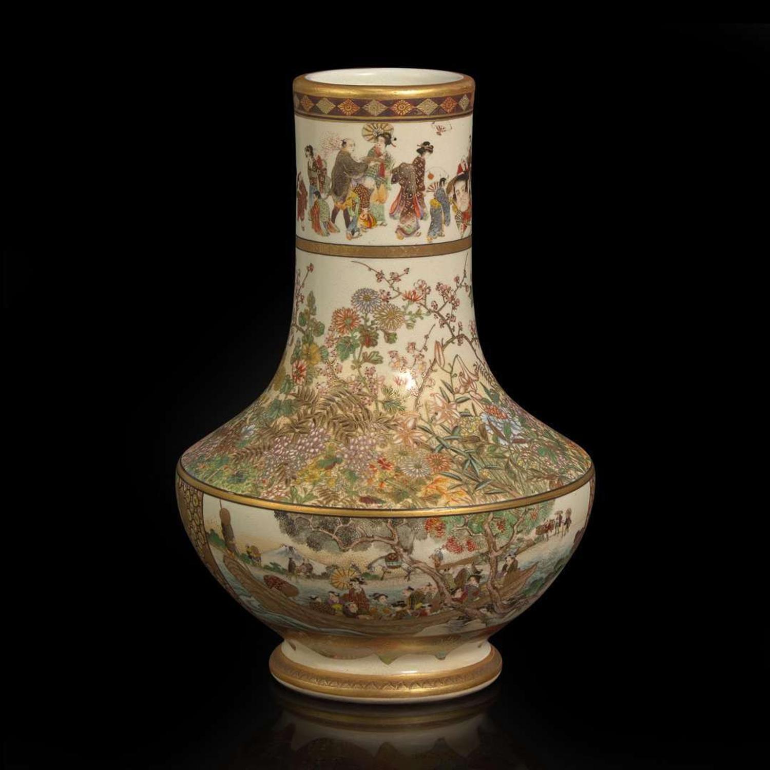 A finely-decorated Satsuma-type vase, Okamoto Ryozan 日本萨摩烧风格瓷瓶 亮山造 Meiji period ??