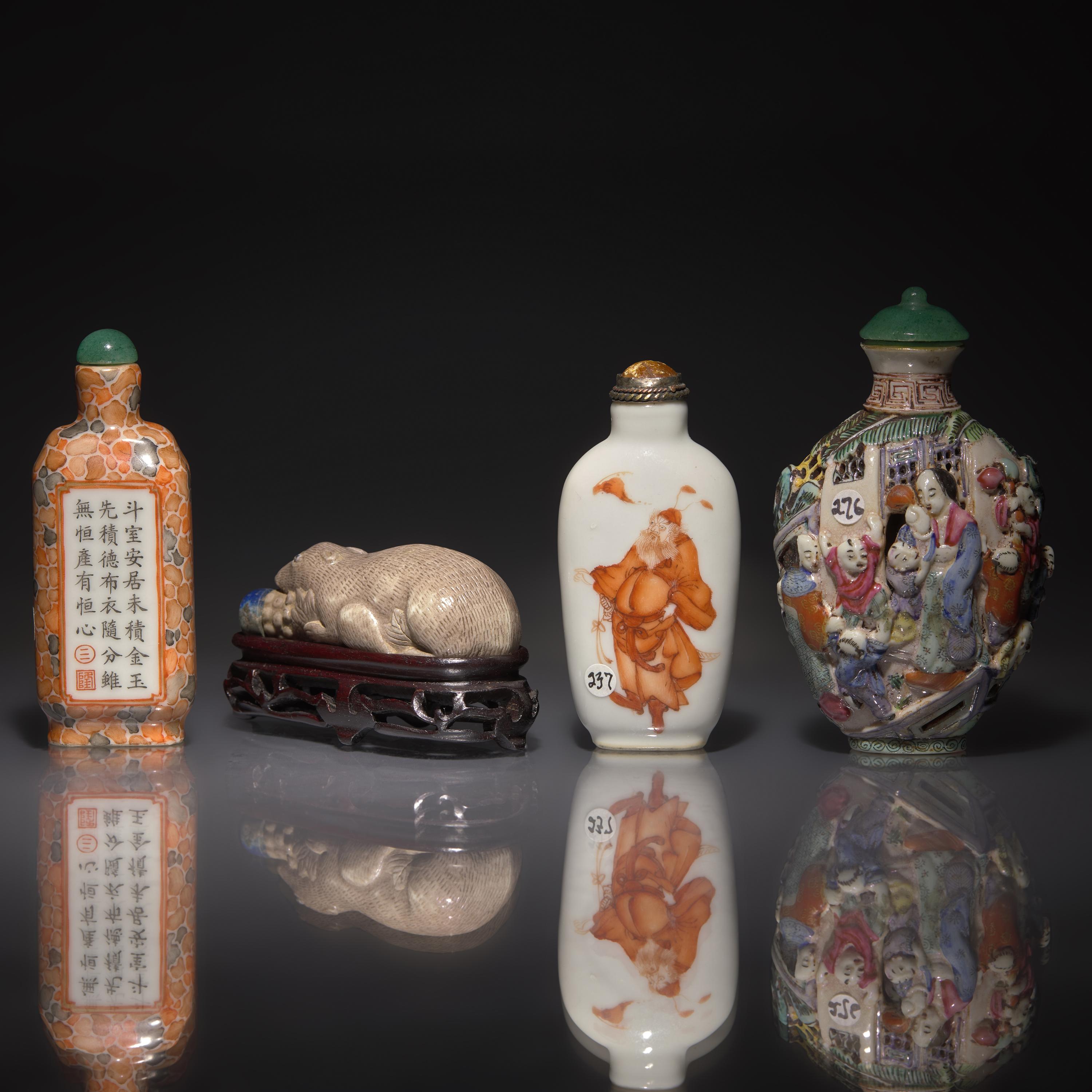 Four Chinese Porcelain Snuff Bottles, Qing Dynasty to Republic Period — 清-民國 粉彩、礬紅彩鼻烟壺四支