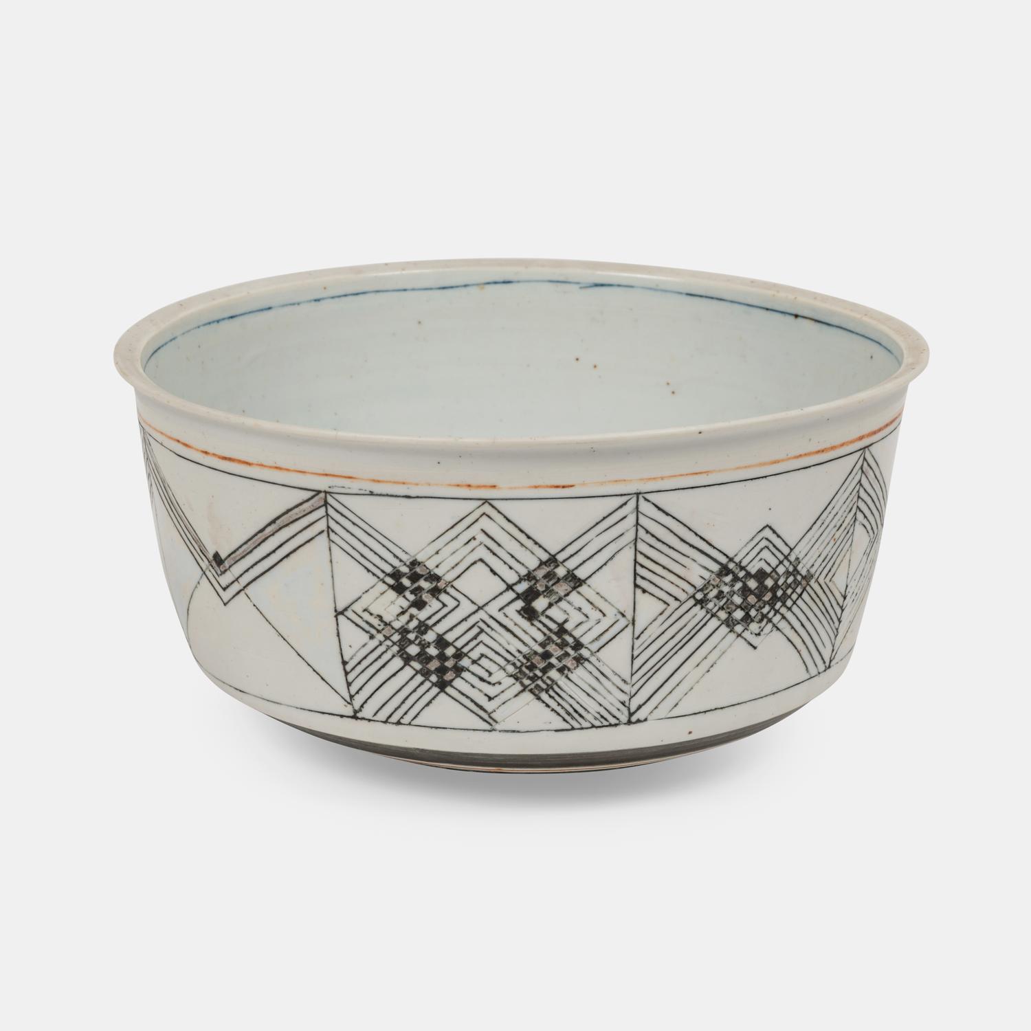 Bowl, 1980