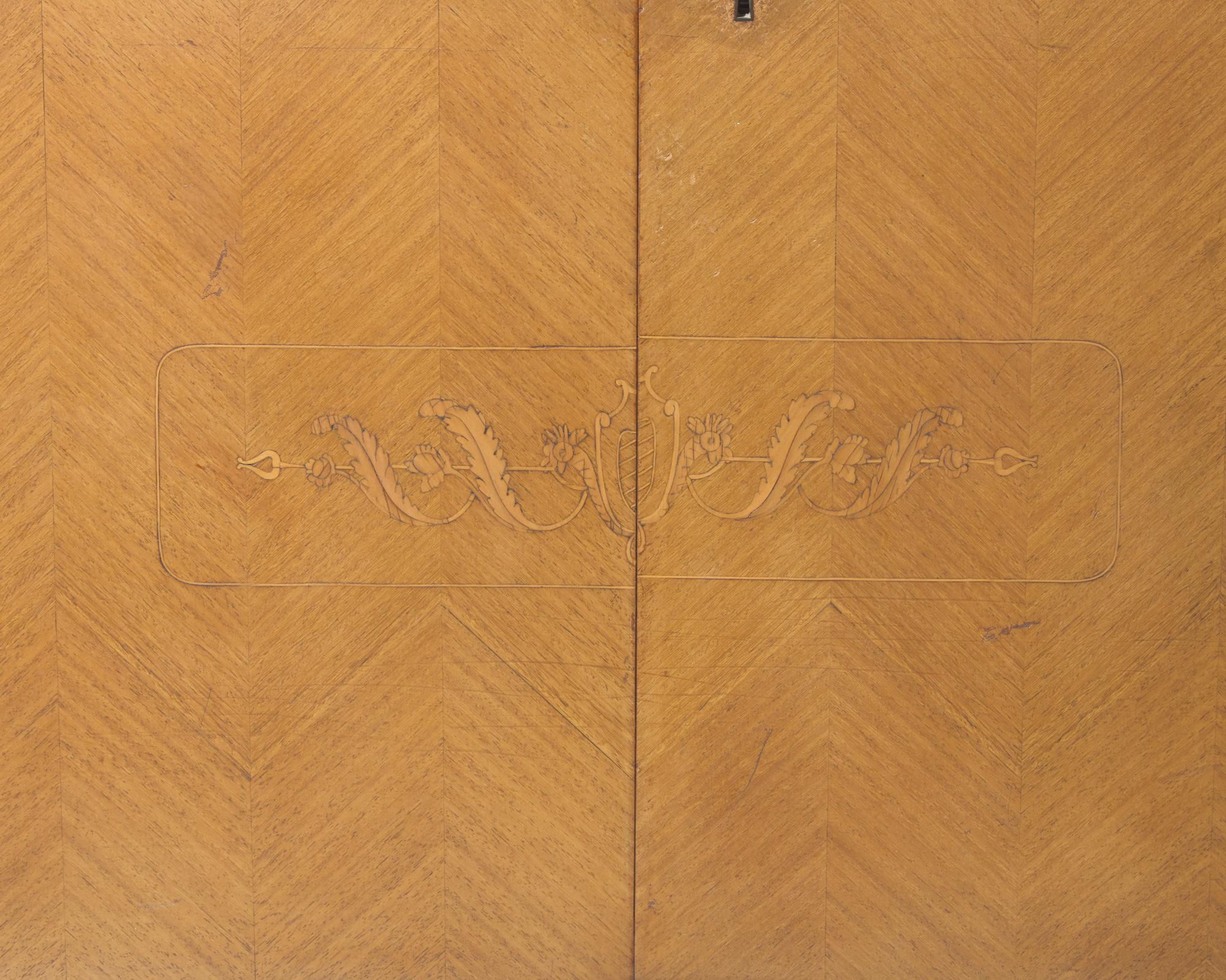 Sideboard