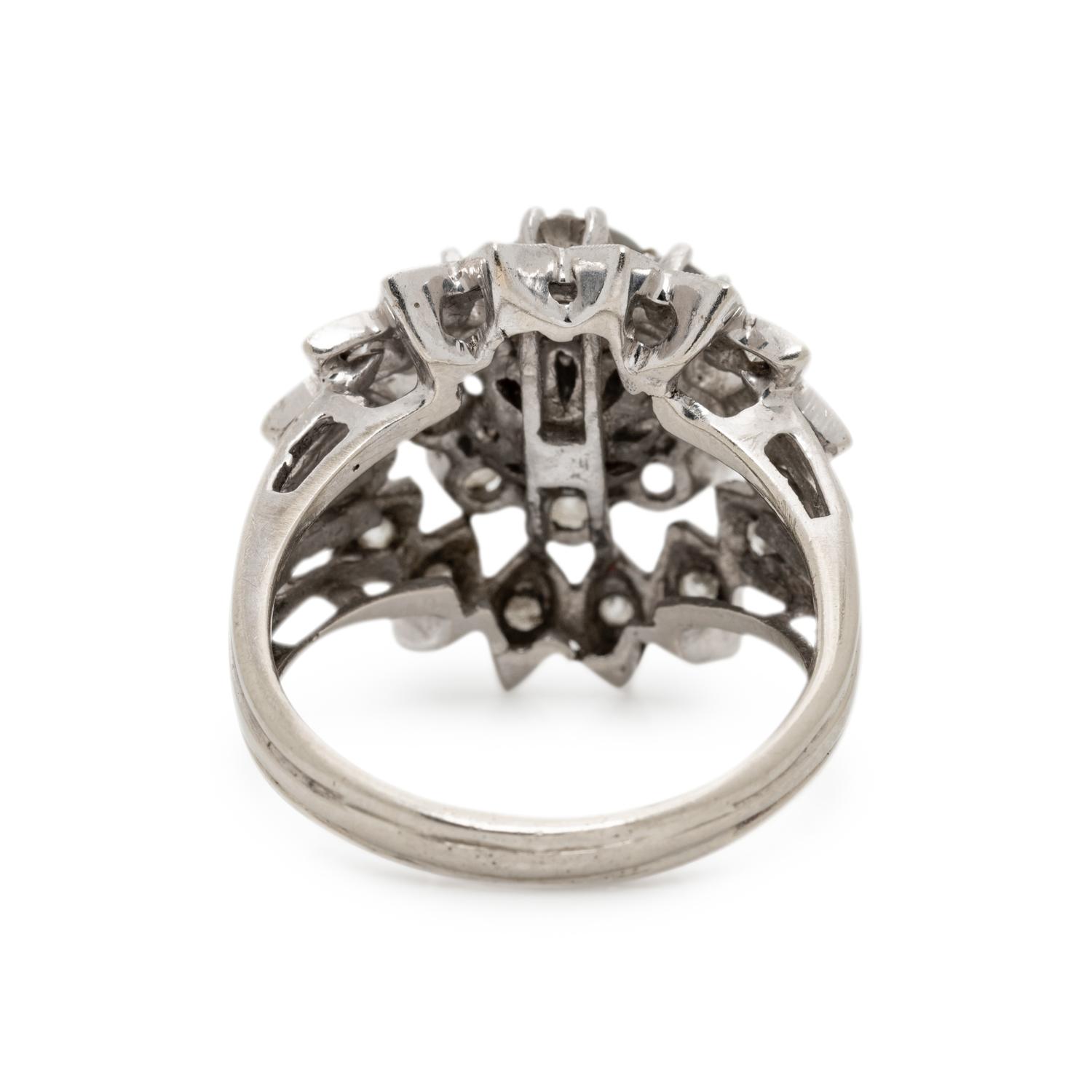 STAR SAPPHIRE AND DIAMOND RING