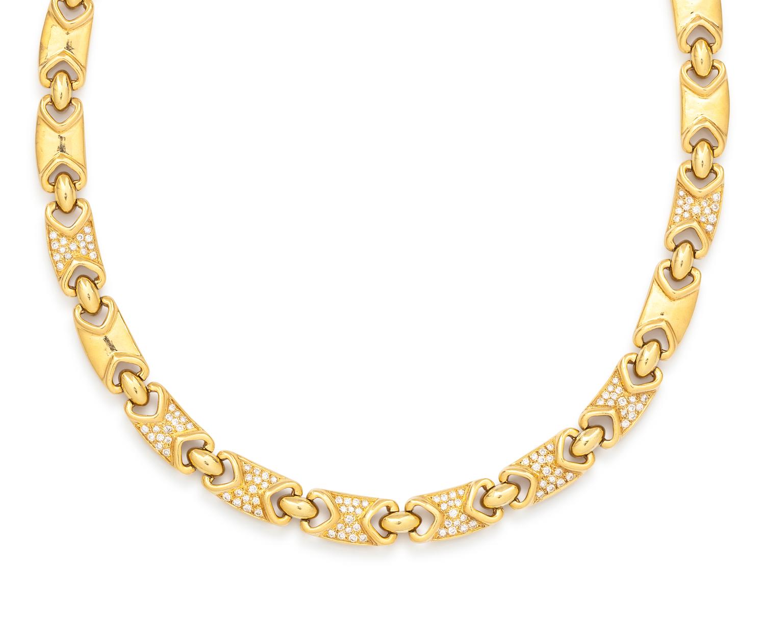 YELLOW GOLD AND DIAMOND NECKLACE