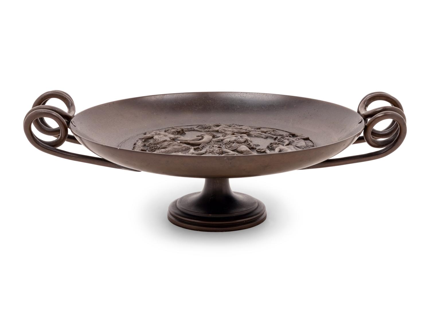 A French Grand Tour Bronze Tazza