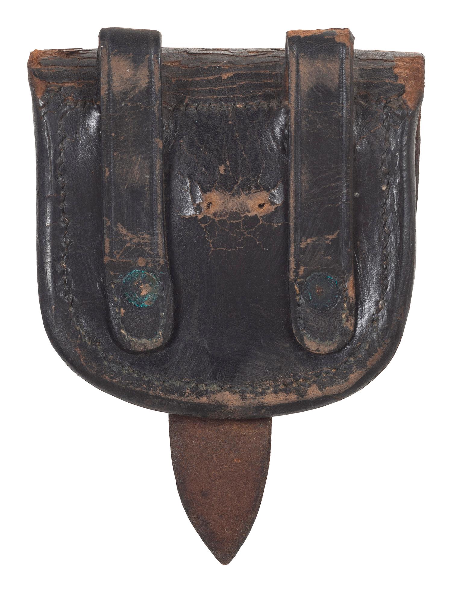 [CIVIL WAR]. Federal percussion cap pouch with "US" plate by S.H. Young, Newark, NJ.