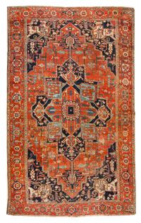 A Serapi Wool Rug 13 feet 8 inches x 10 feet. — FIRST HALF 20TH CENTURY
