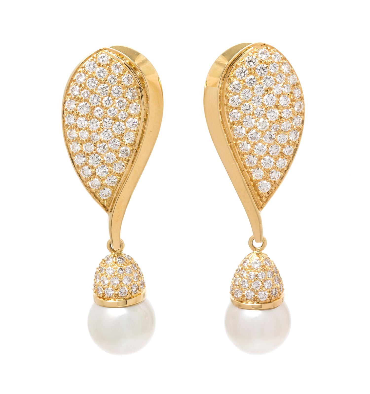 A Pair of 18 Karat Yellow Gold, Diamond, Cultured South Sea and Tahitian Pearl Interchangeable Earclips, Gauthier, 22.75 dwts.