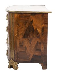 A Régence Kingwood and Tulipwood Commode