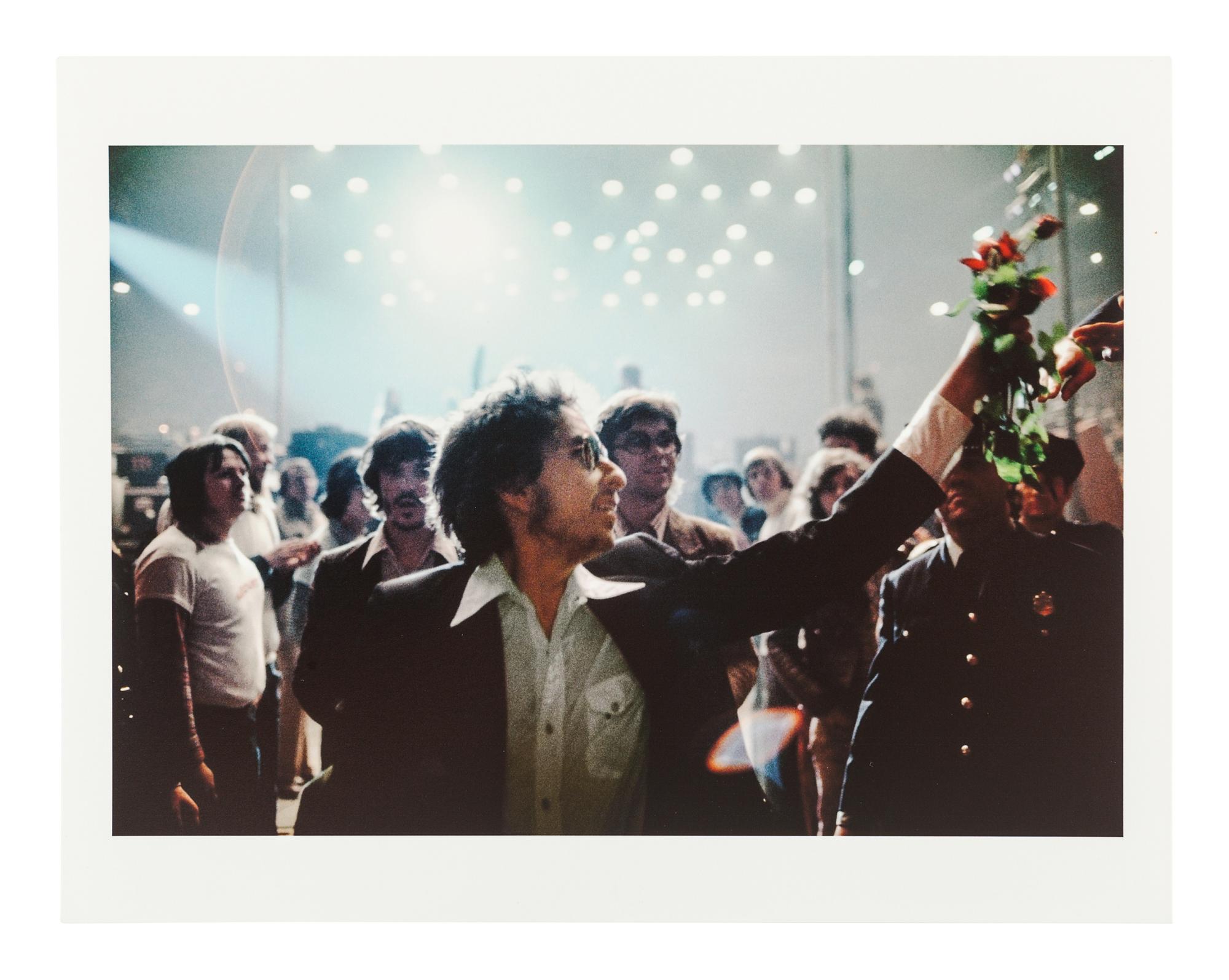 [PHOTOBOOK]. FEINSTEIN, Barry (1931-2011). Real Moments: Bob Dylan. Surrey: Genesis Publications Ltd., 2009.