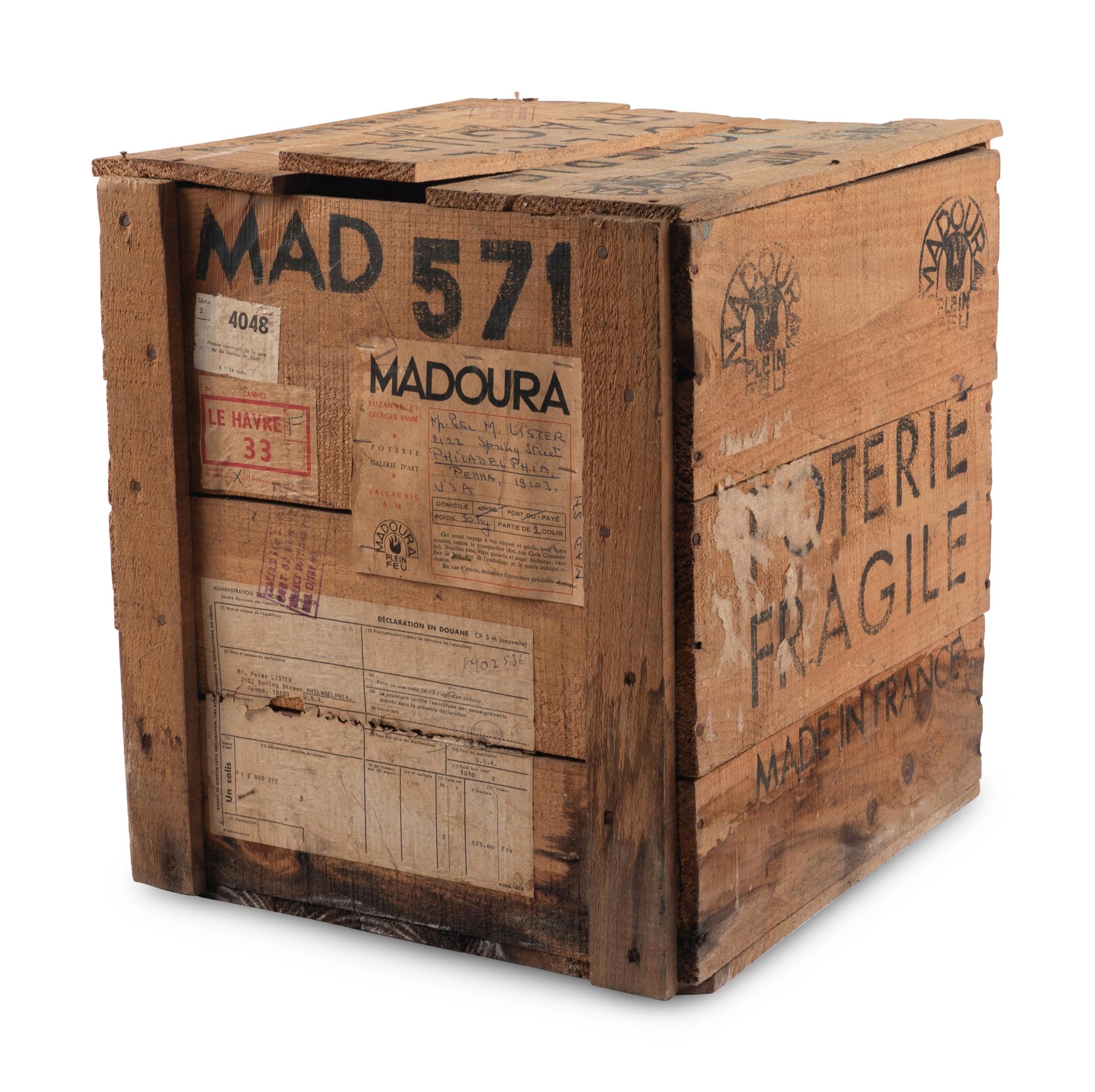 Visage au nez noir (A.R. 609), including original wooden crate from Madoura, 1969