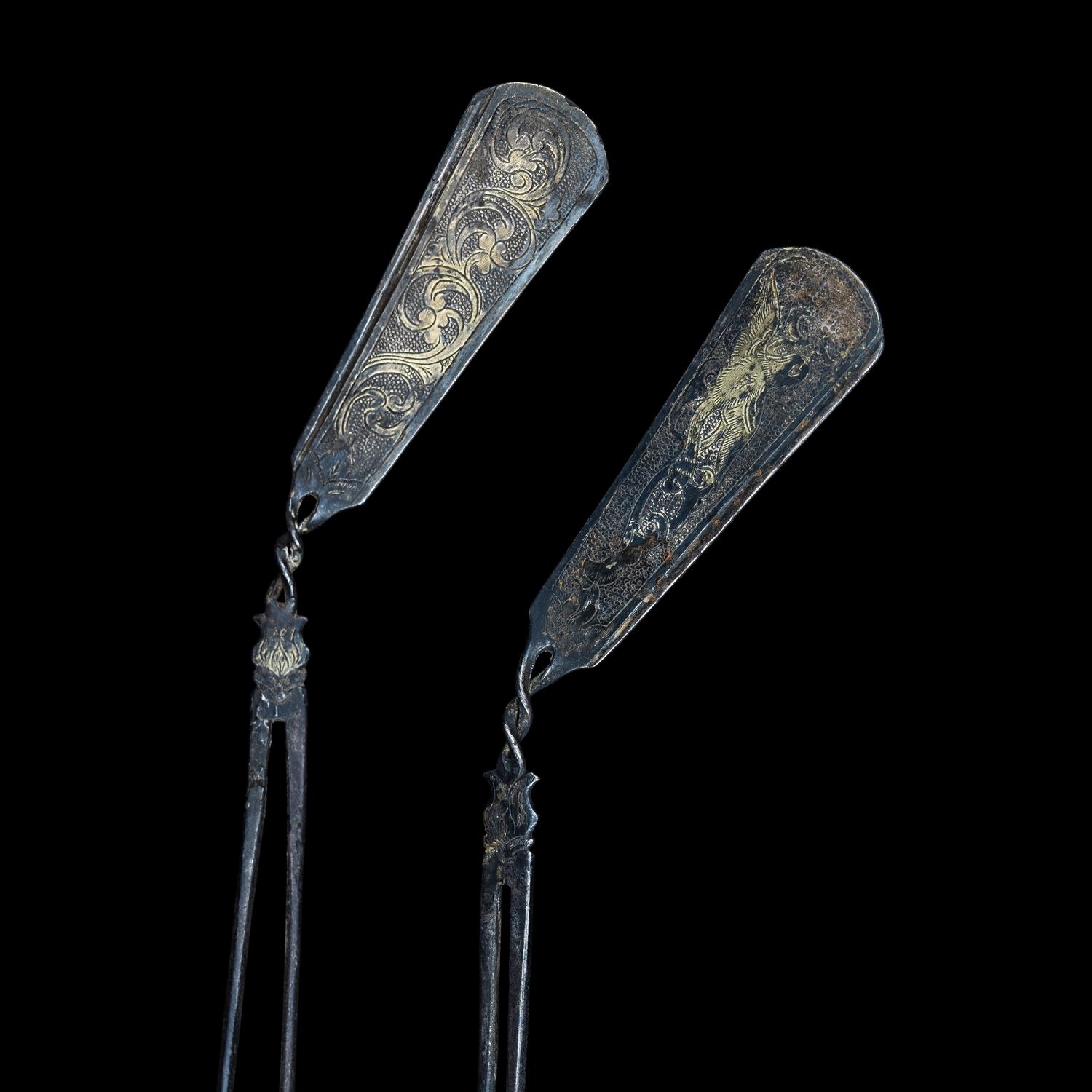 A Pair of Chinese Parcel Gilt Silver 'Bird and Foliate' Hairpins, Chai, Tang Dynasty 唐 鎏金卷草飛鳥紋銀釵一對